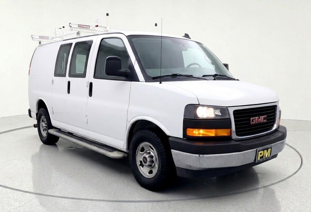 2020 GMC Savana 2500's photo