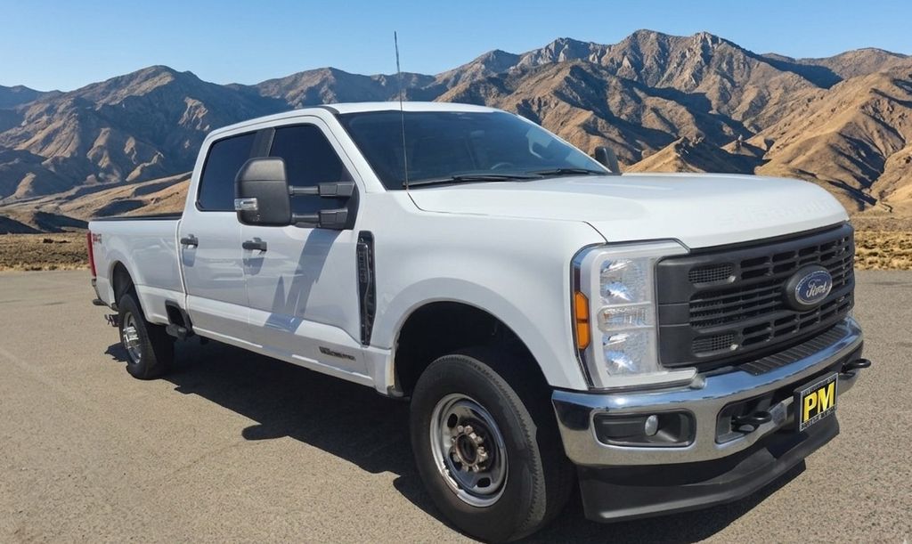 2023 Ford F-250 XL 4x4 Crew Cab 8' Box's photo