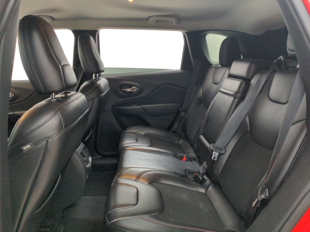 2019 Jeep Cherokee Trailhawk - Photo 29