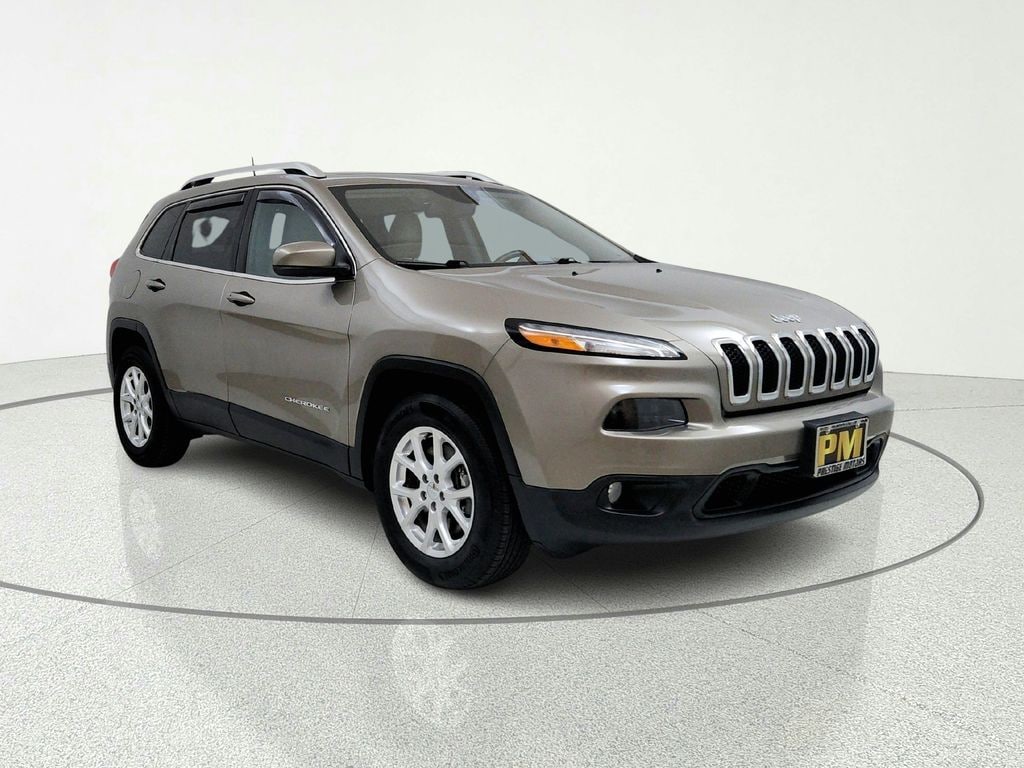 Used 2017 Jeep Cherokee Latitude 4x4 SUV