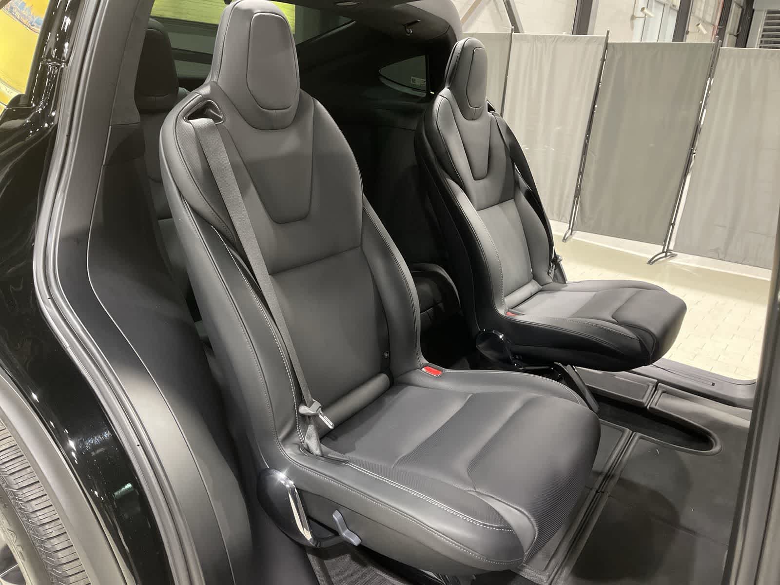 Thumbnail: 2024 Tesla Model X - 25