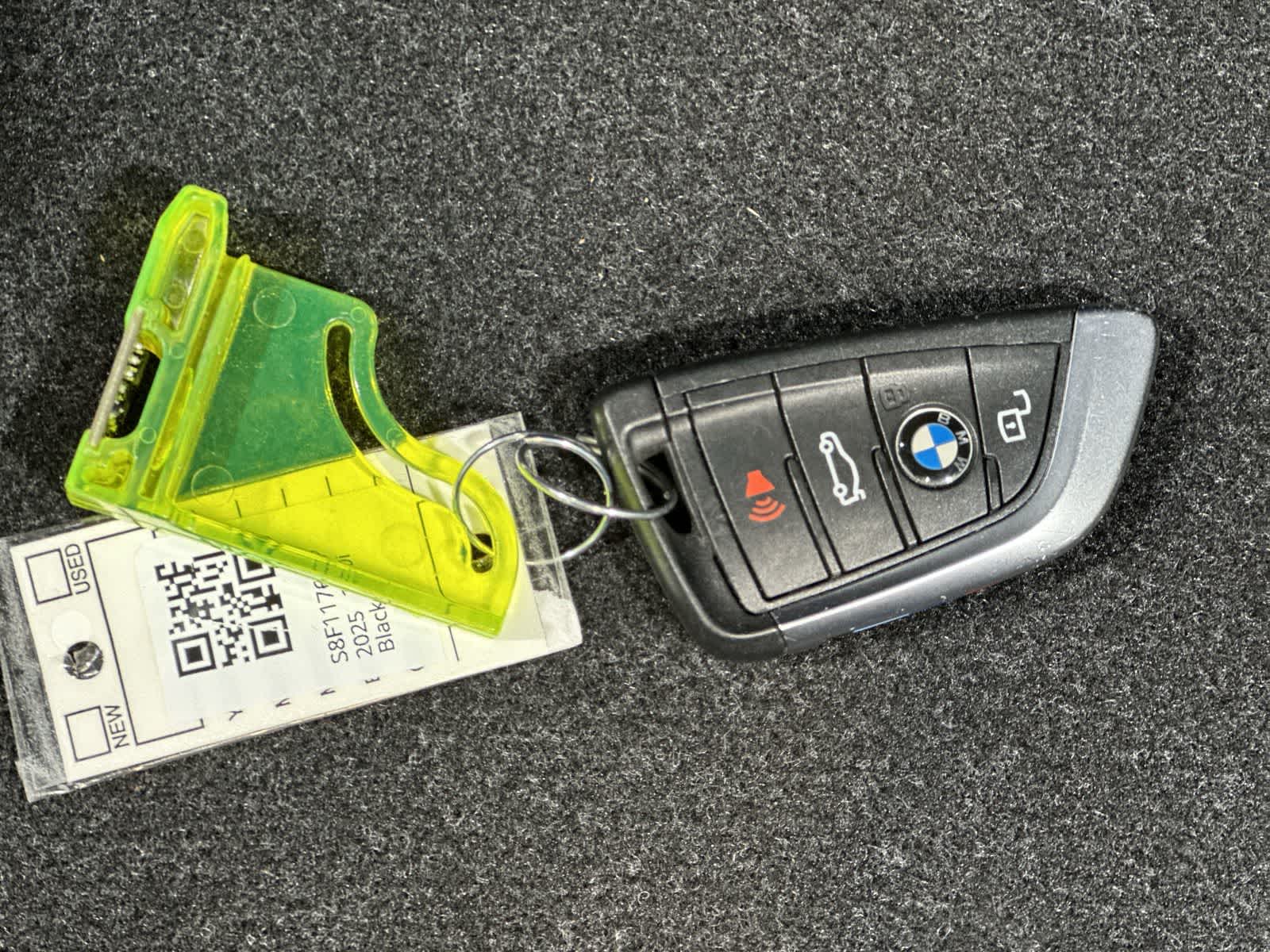 Thumbnail: 2025 BMW 3 Series - 32