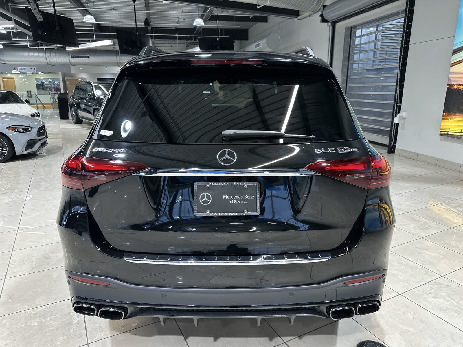 Thumbnail: 2024 Mercedes-Benz GL-Class - 17