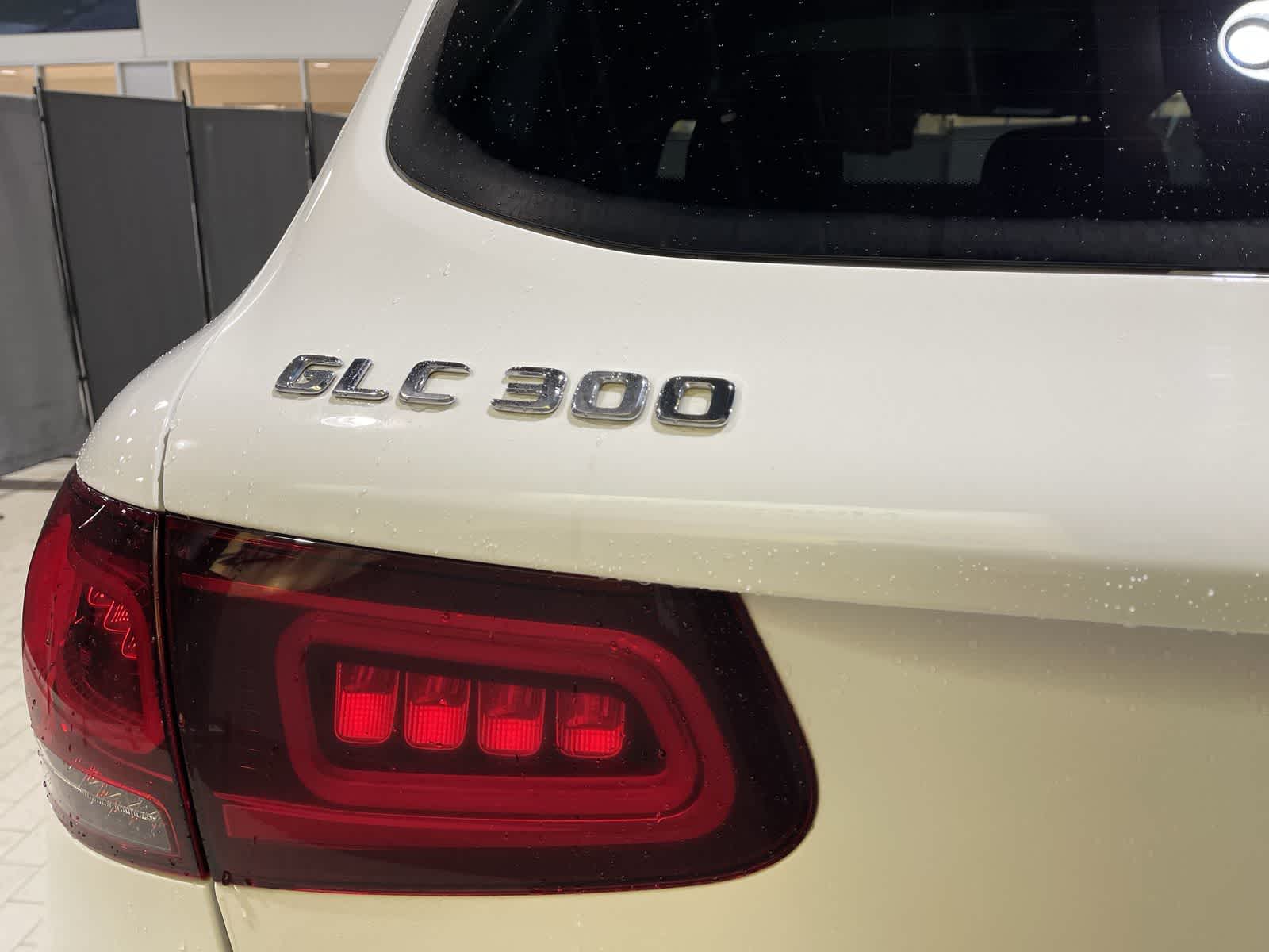 Thumbnail: 2022 Mercedes-Benz GLC - 19