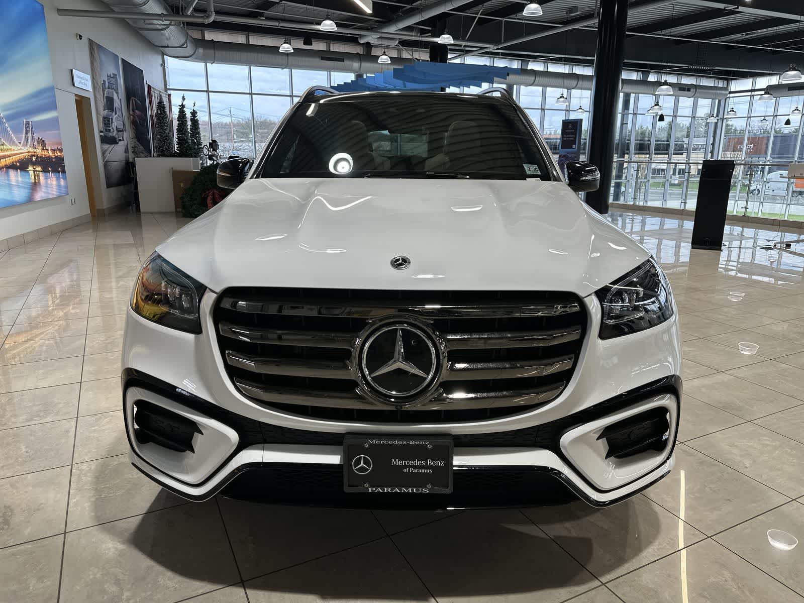 Thumbnail: 2025 Mercedes-Benz GLS - 18