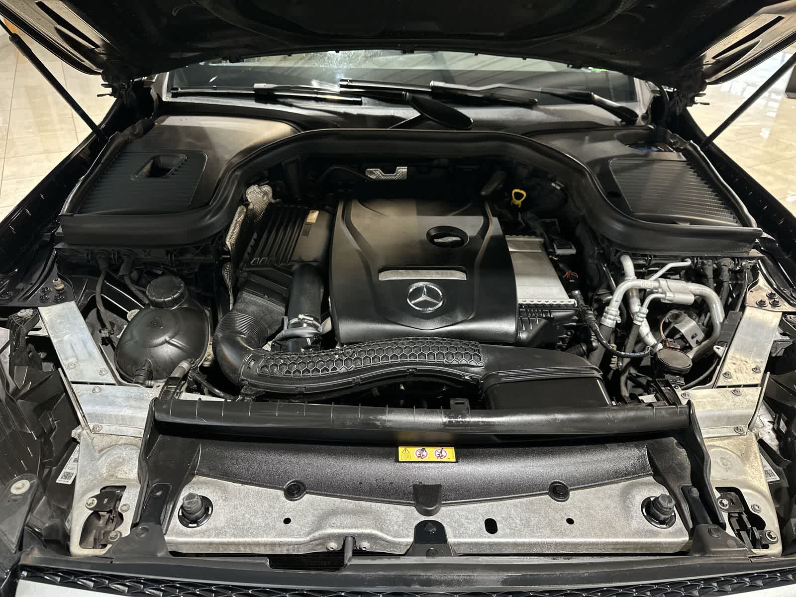 Thumbnail: 2017 Mercedes-Benz GLC - 21