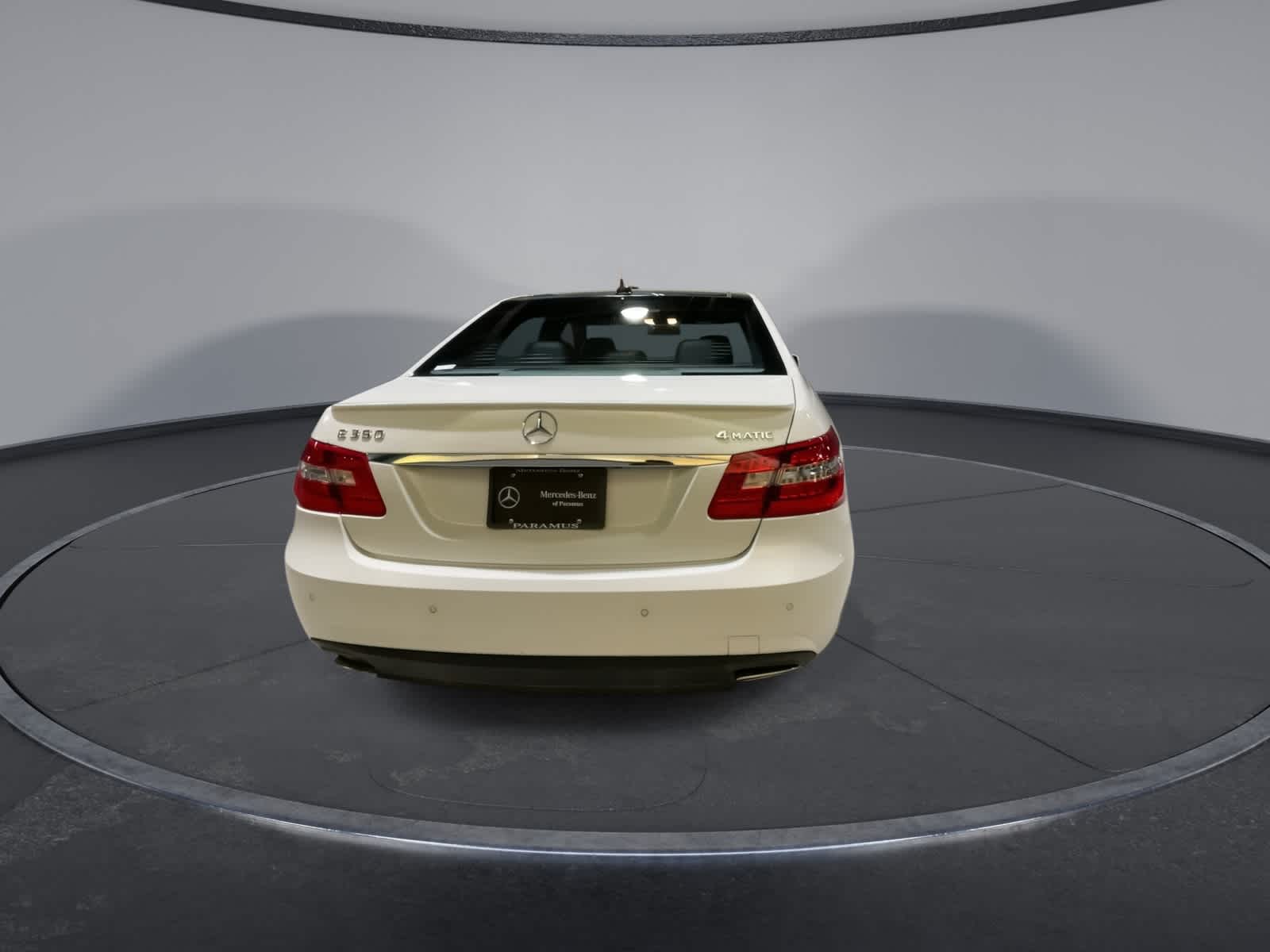 Thumbnail: 2012 Mercedes-Benz E-Class - 10