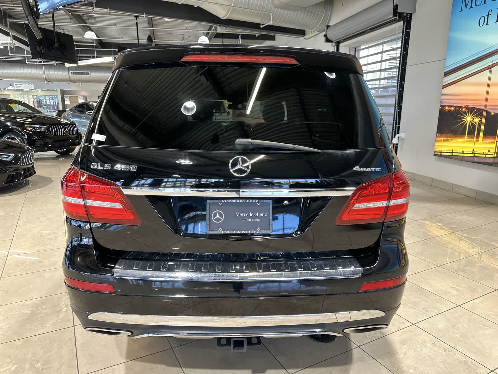 Thumbnail: 2019 Mercedes-Benz GLS - 17