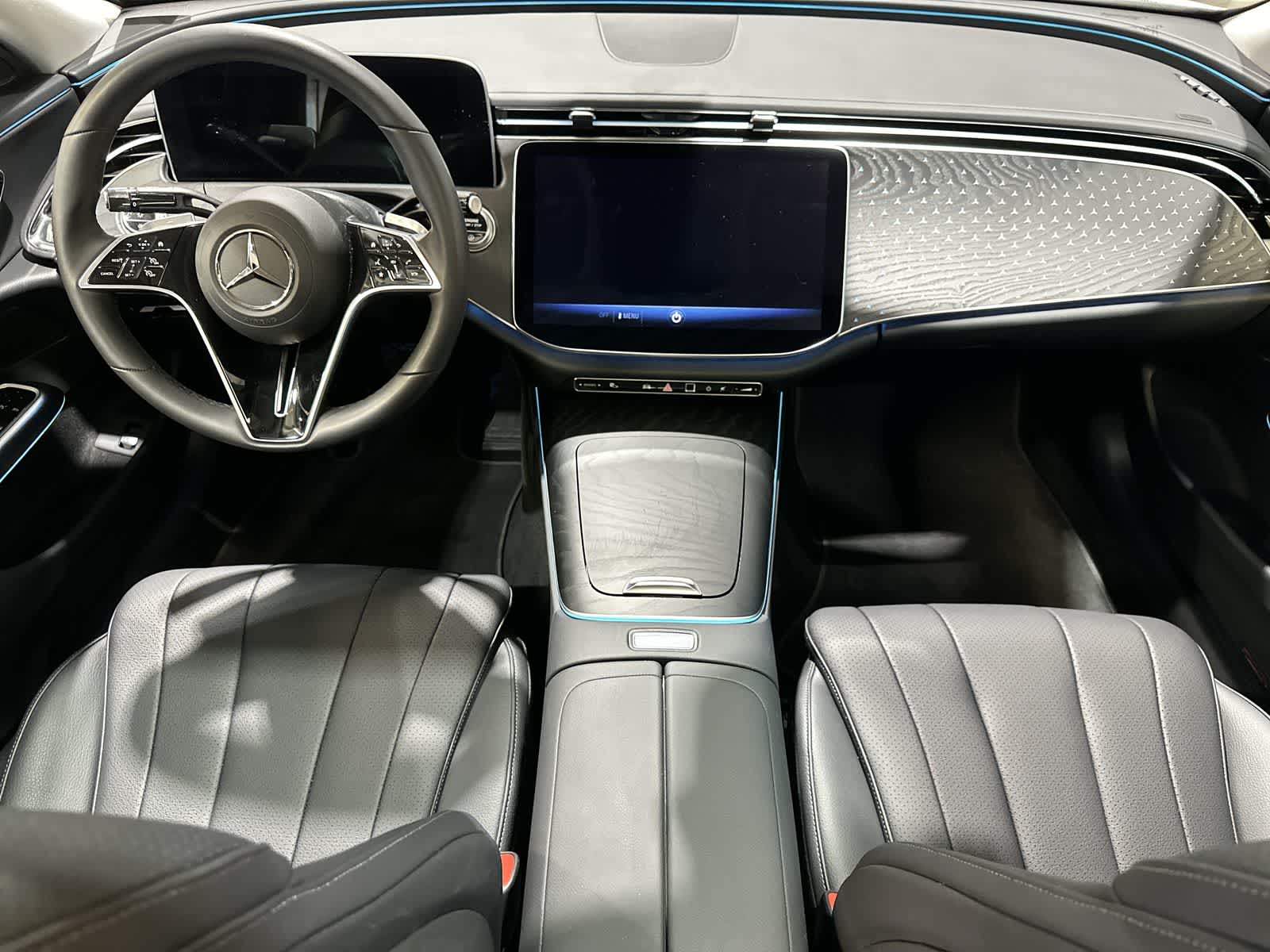 Thumbnail: 2025 Mercedes-Benz E-Class - 22