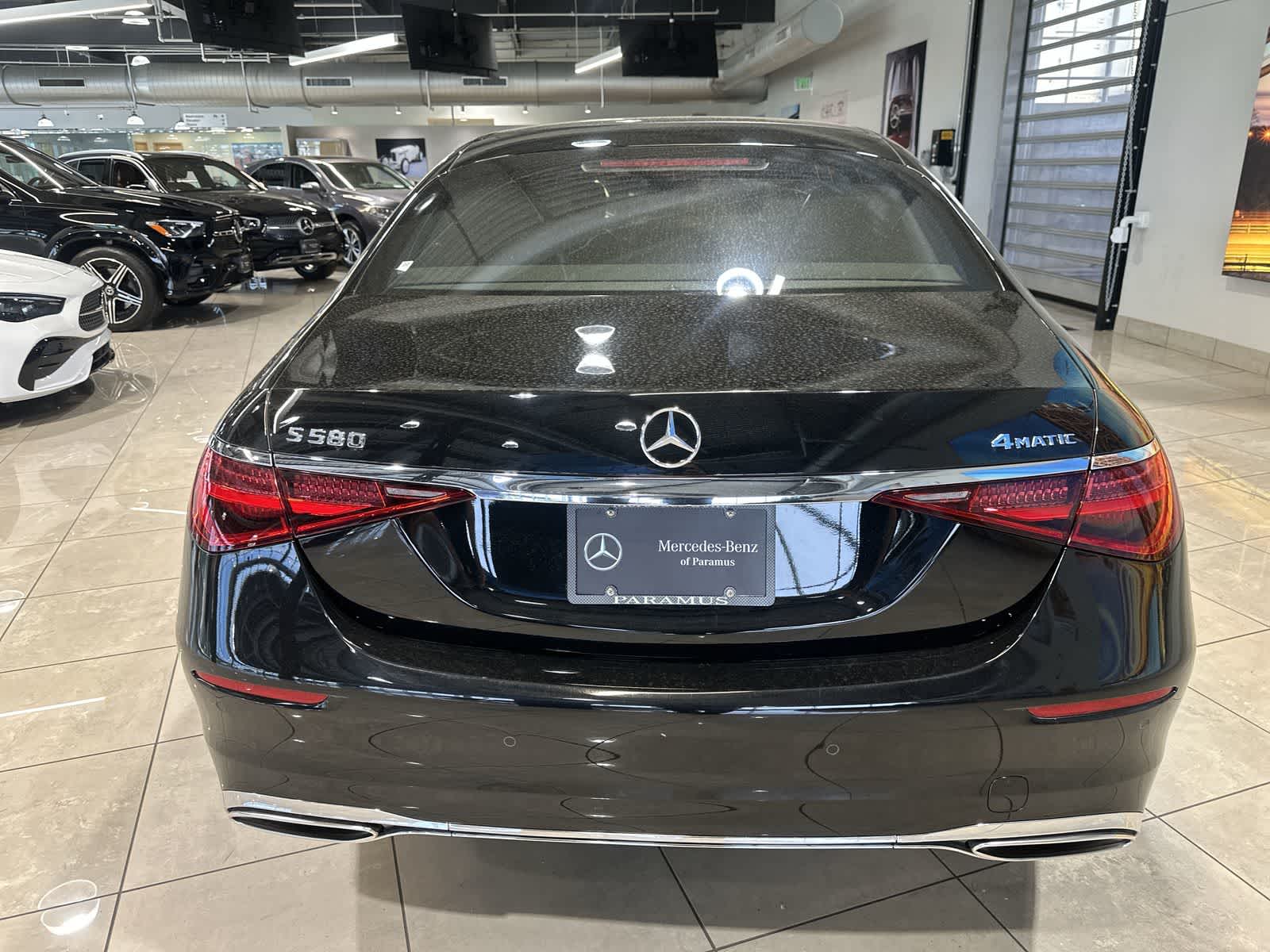 Thumbnail: 2022 Mercedes-Benz S-Class - 17