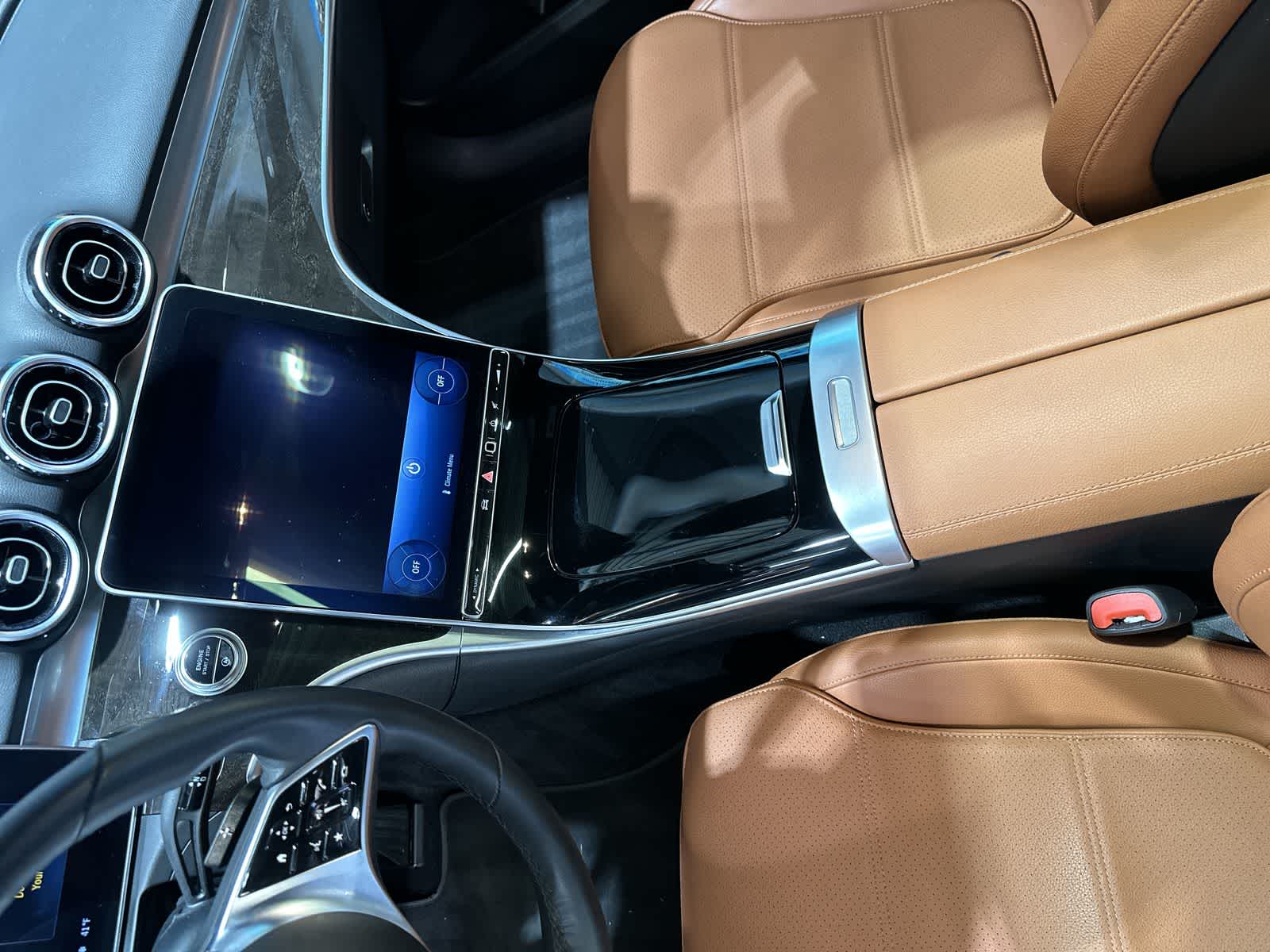 Thumbnail: 2023 Mercedes-Benz C-Class - 28