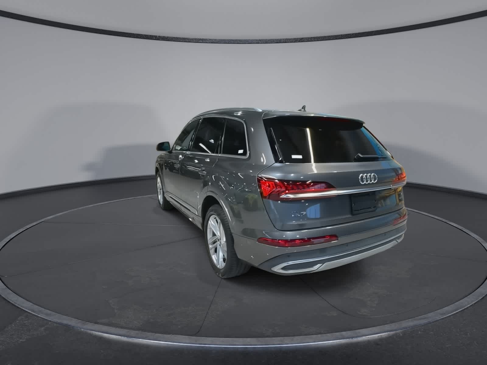 Thumbnail: 2020 Audi Q7 - 9