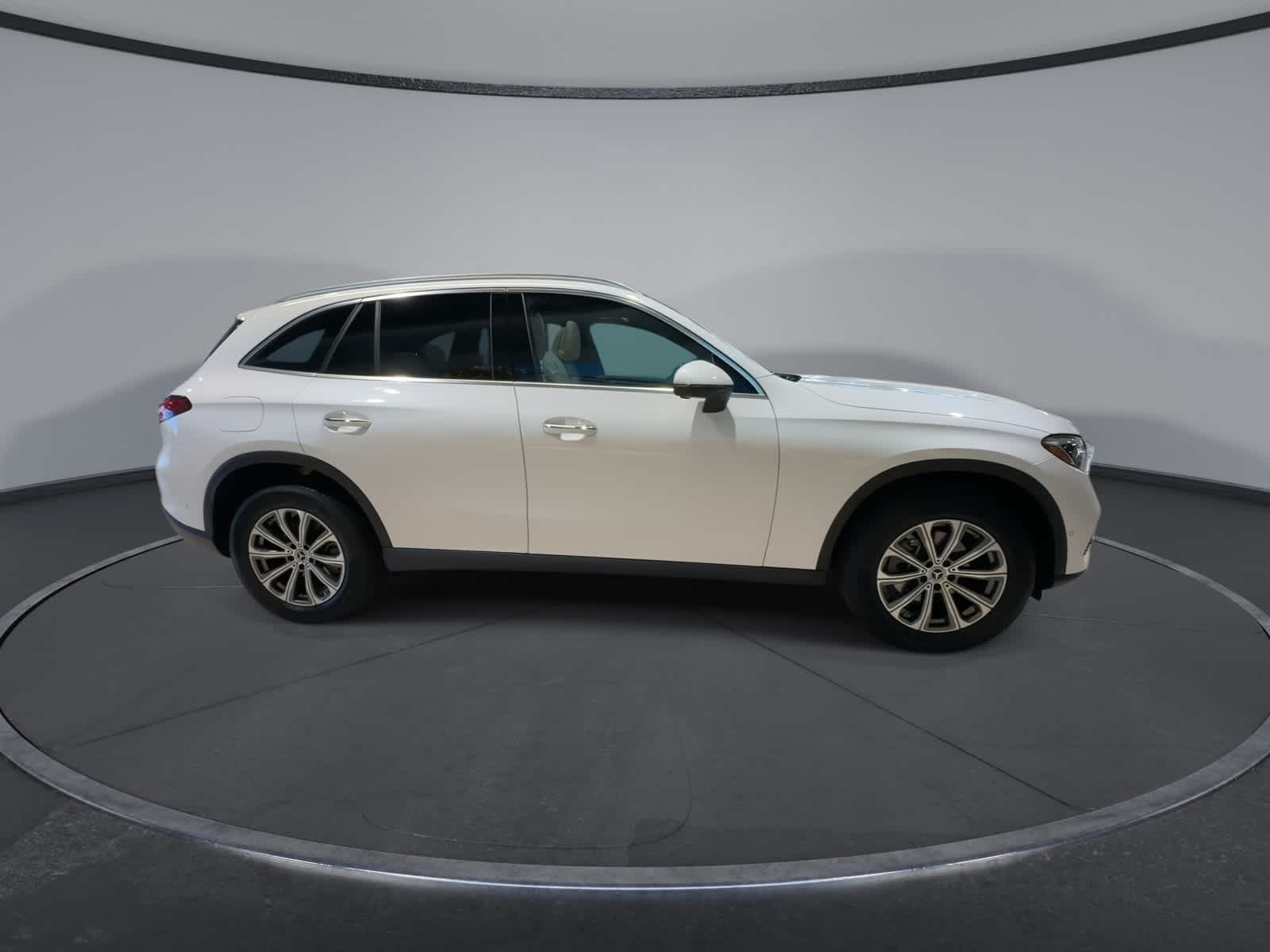 Thumbnail: 2026 Mercedes-Benz GLC - 13