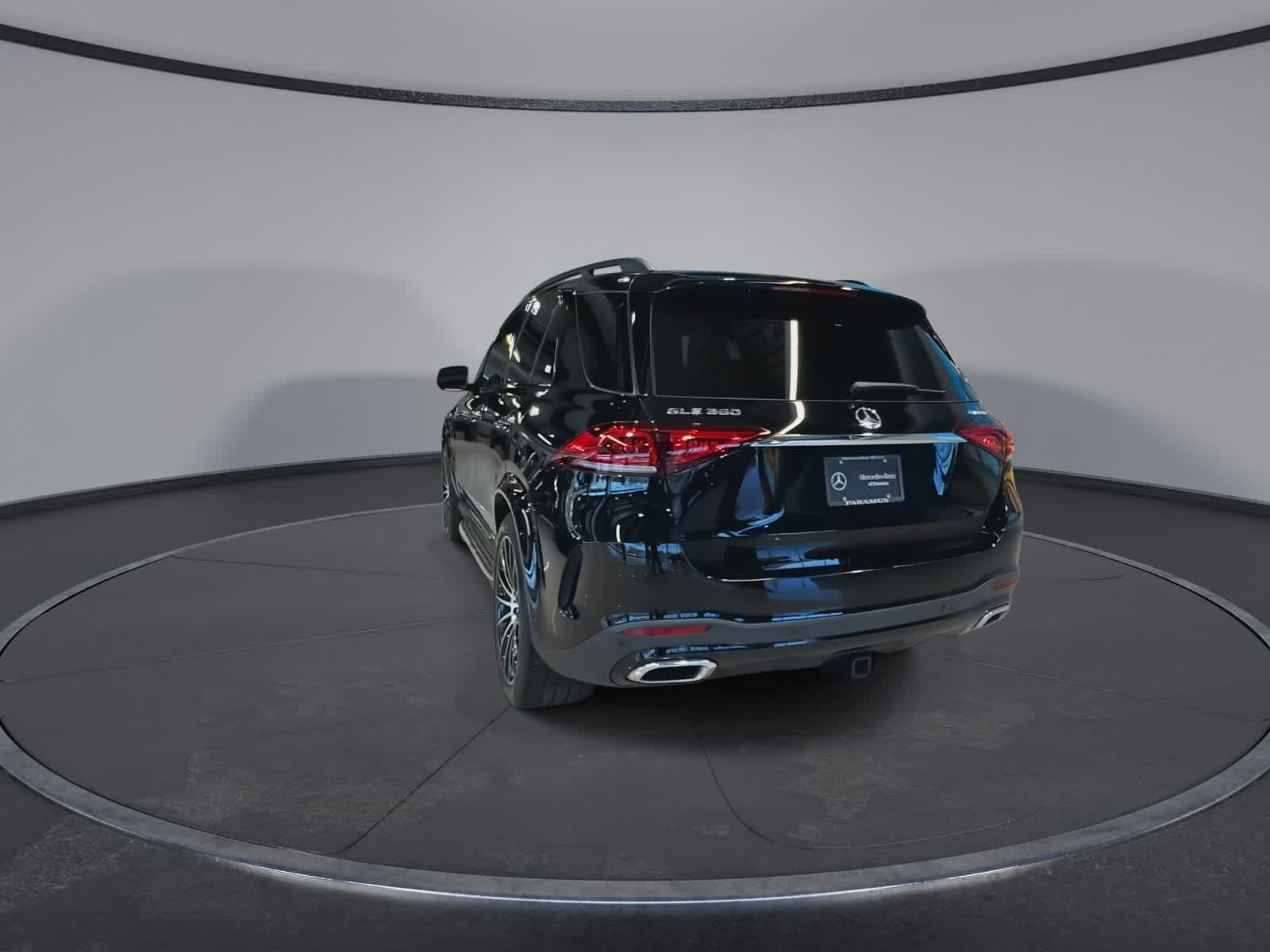 Thumbnail: 2023 Mercedes-Benz GLE - 9