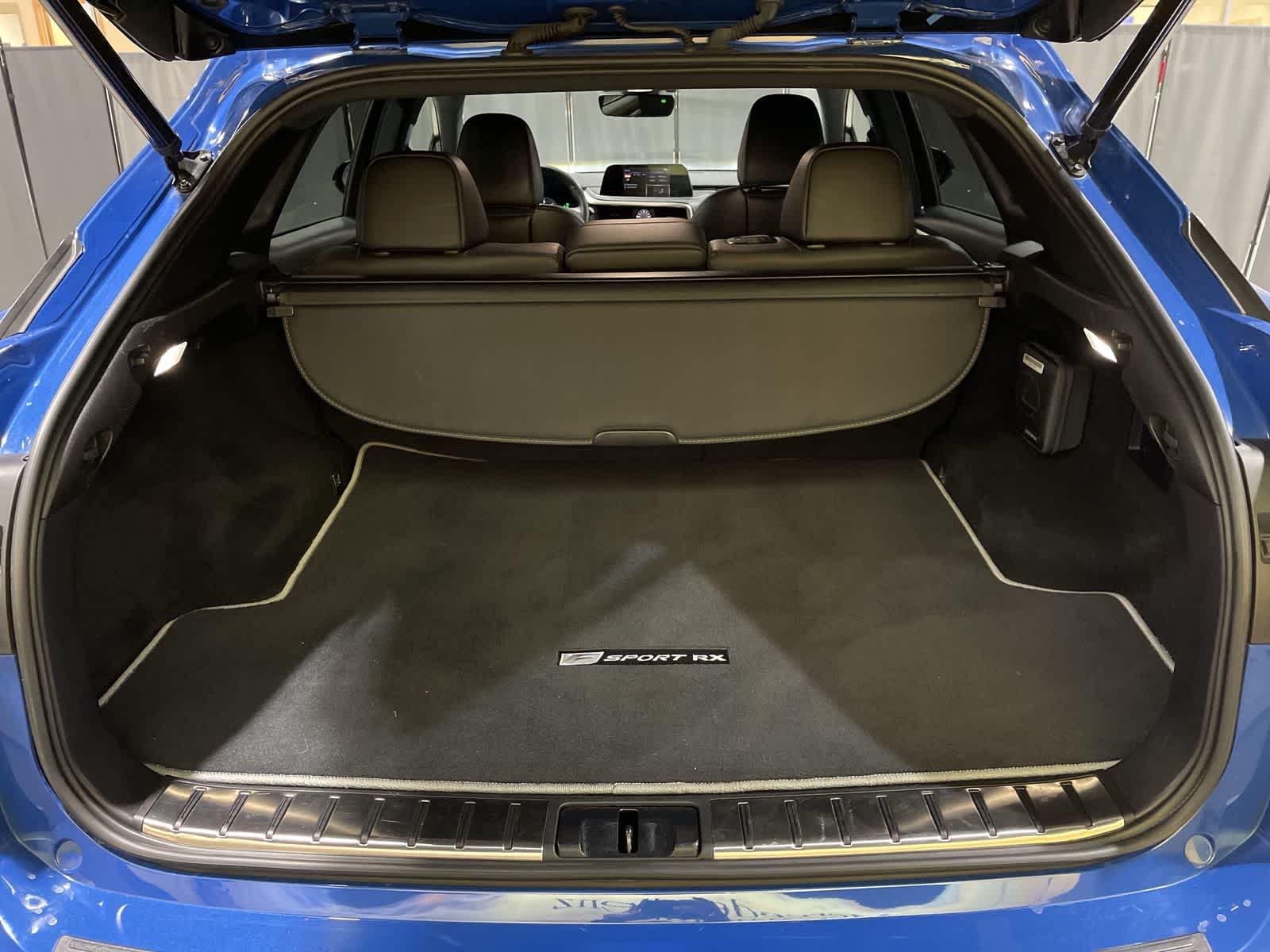 Thumbnail: 2022 Lexus RX - 31