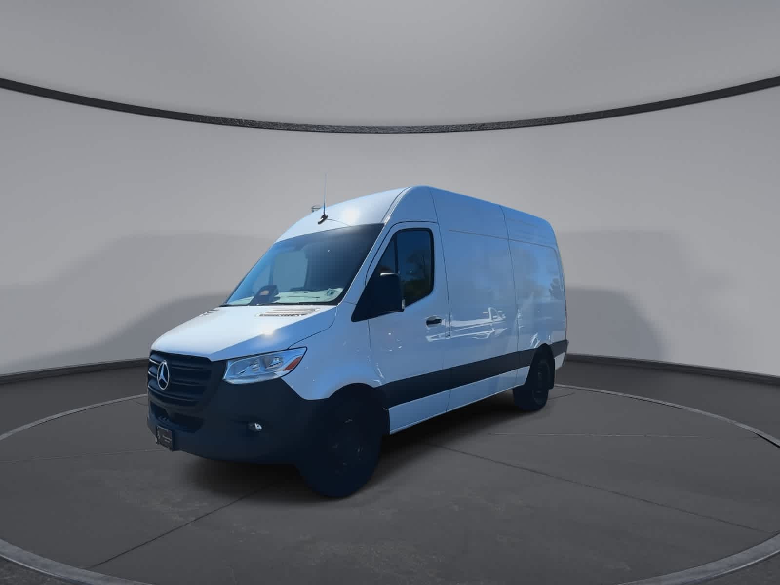 Thumbnail: 2025 Mercedes-Benz Sprinter - 8