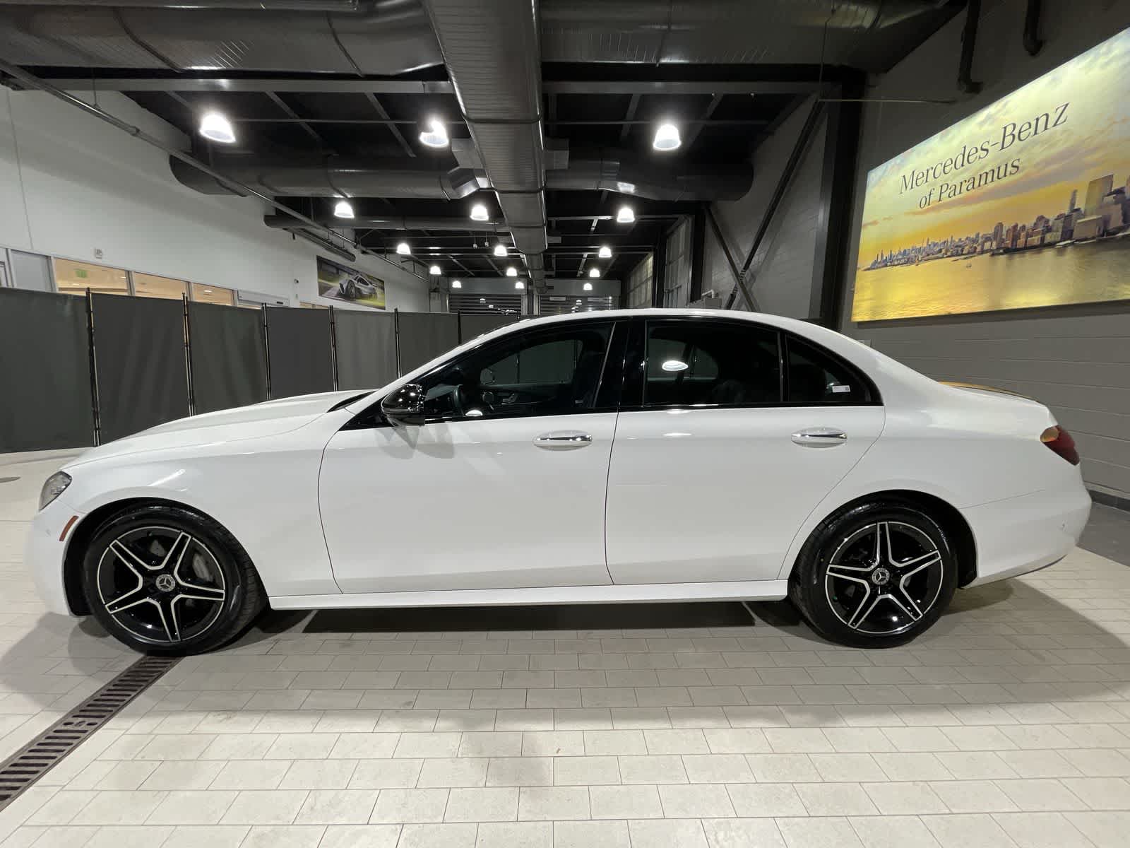 Thumbnail: 2023 Mercedes-Benz E-Class - 15