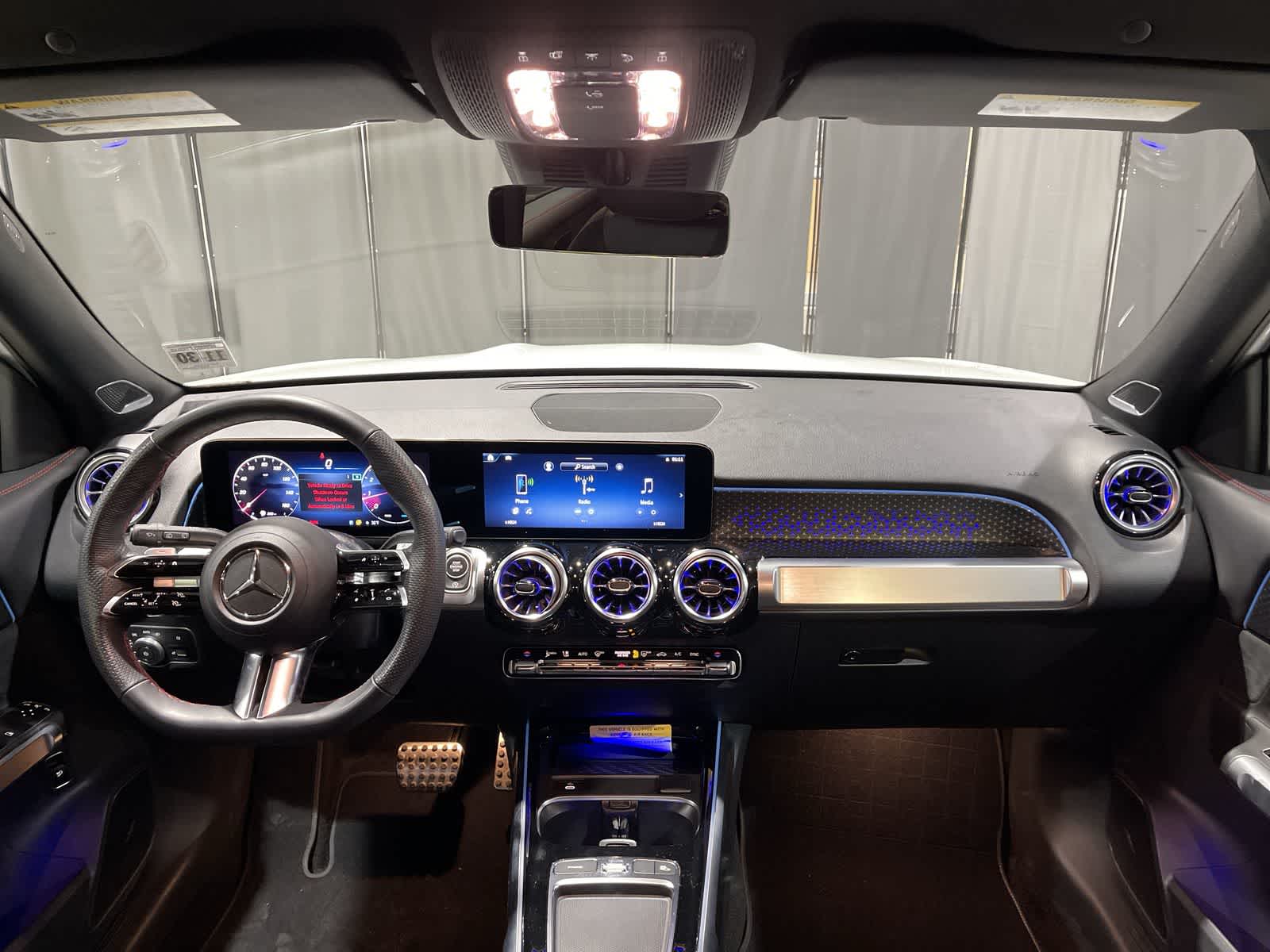 Thumbnail: 2025 Mercedes-Benz GLB - 22