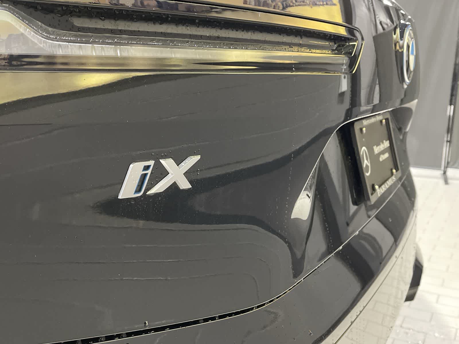 Thumbnail: 2023 BMW iX - 19