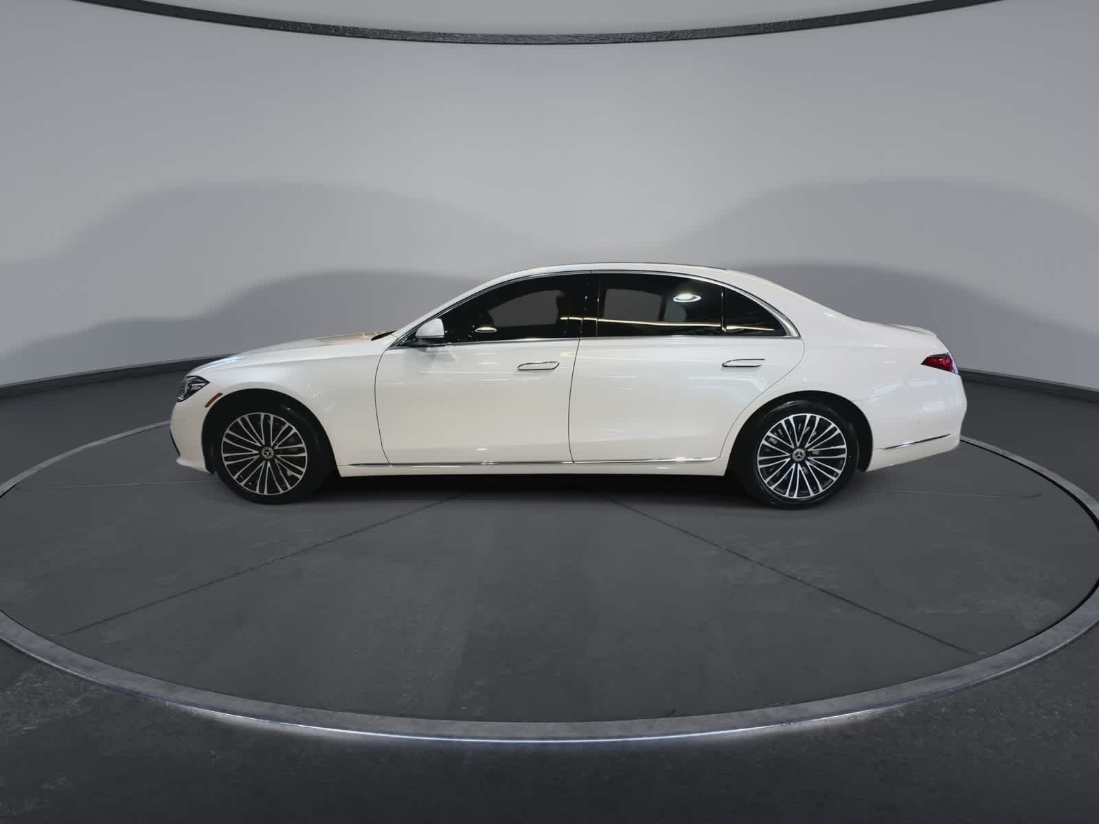 Thumbnail: 2021 Mercedes-Benz S-Class - 7