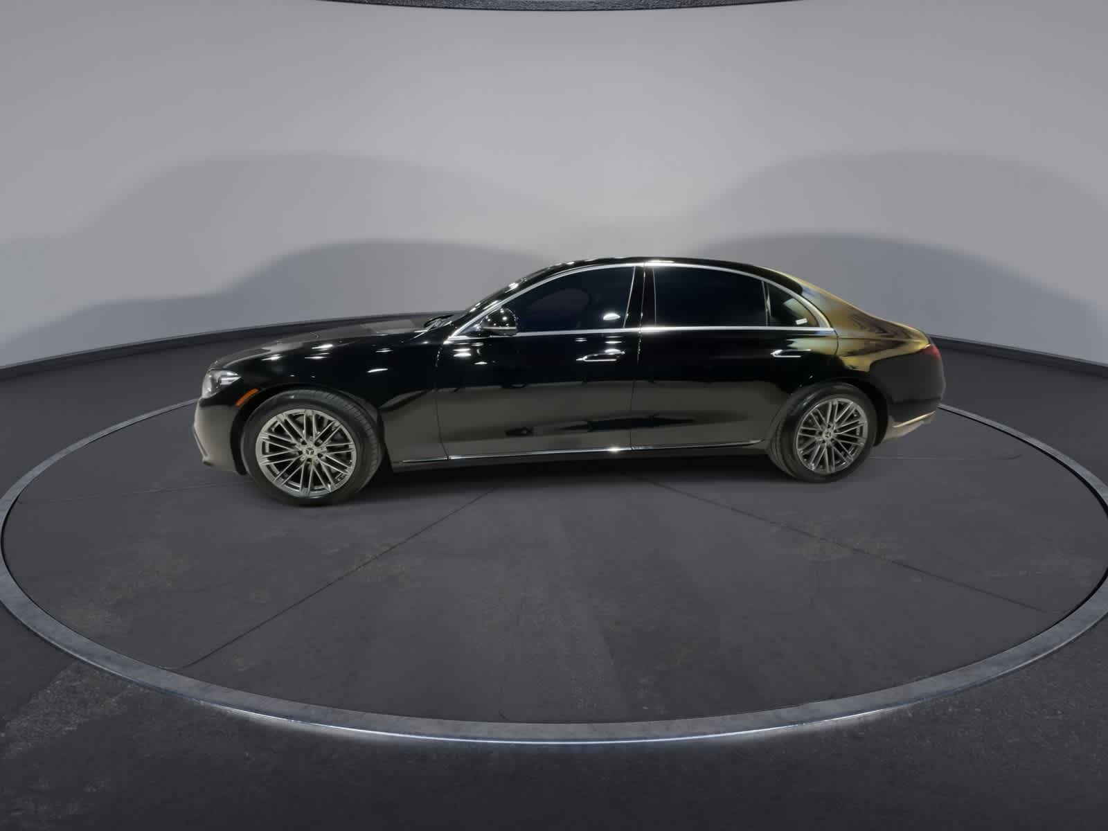 Thumbnail: 2022 Mercedes-Benz S-Class - 7