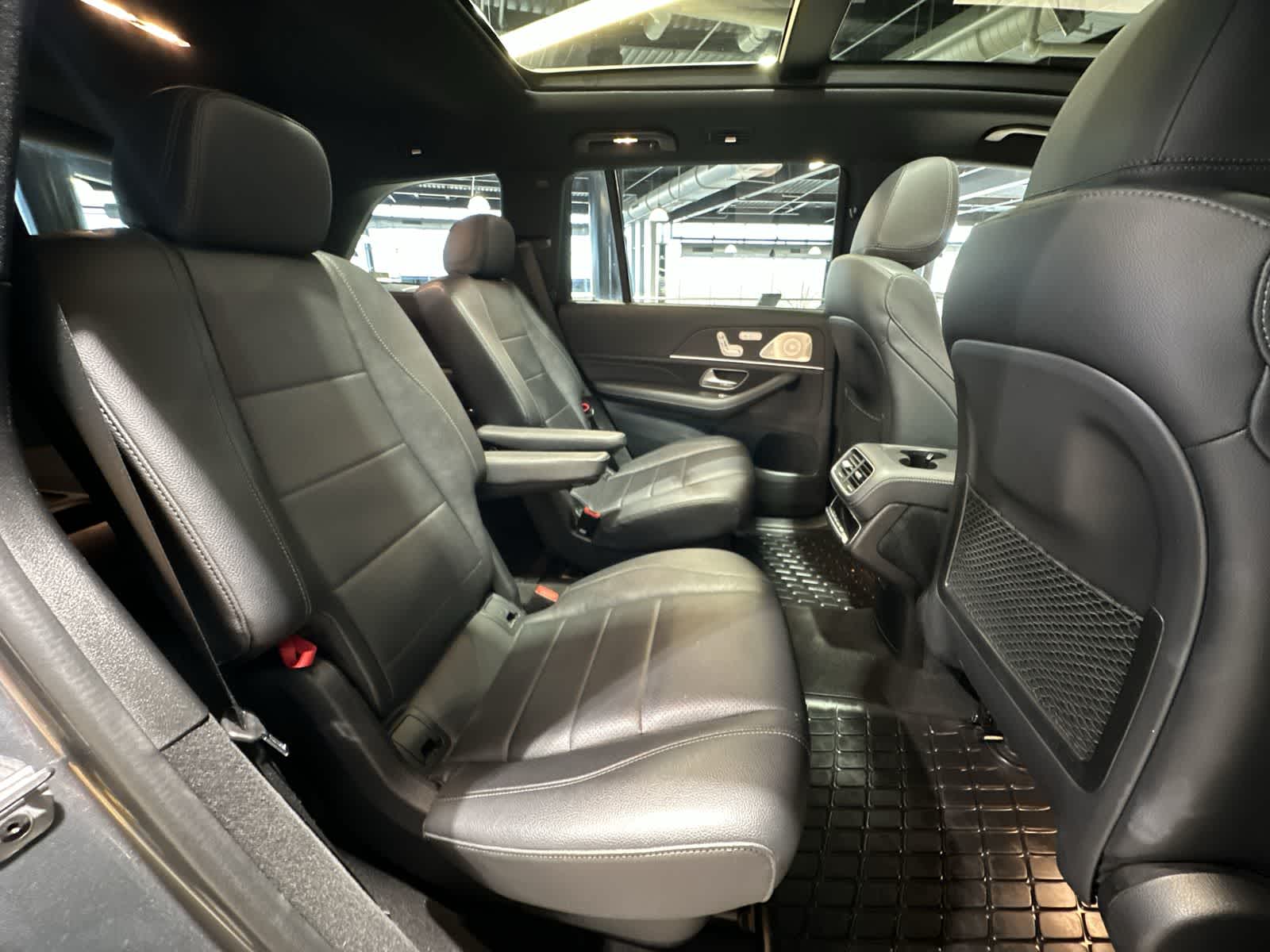 Thumbnail: 2021 Mercedes-Benz GLS - 25