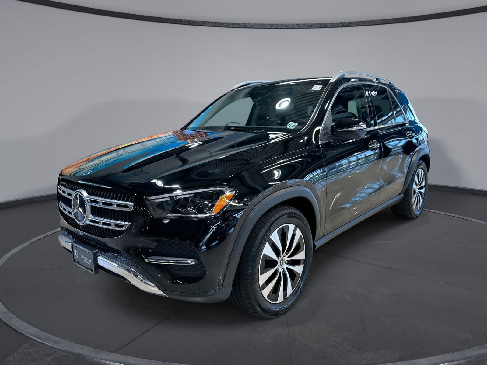 Thumbnail: 2026 Mercedes-Benz GLE - 1