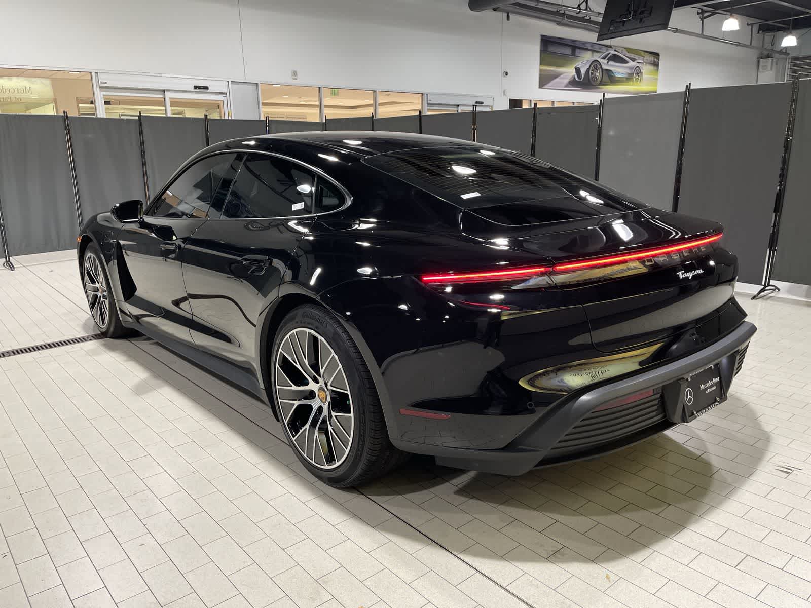 Thumbnail: 2023 Porsche Taycan - 16