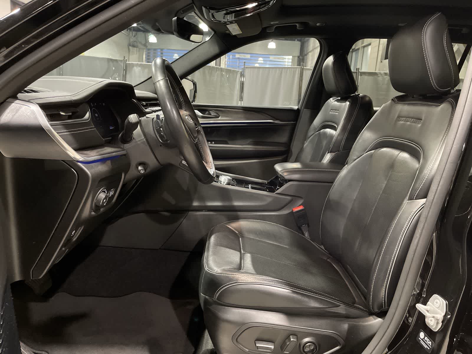 Thumbnail: 2021 Jeep Grand Cherokee L - 23