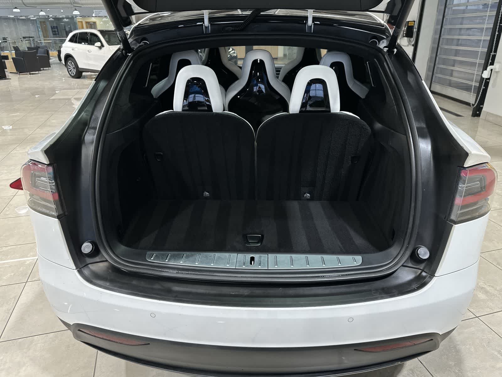 Thumbnail: 2016 Tesla Model X - 30