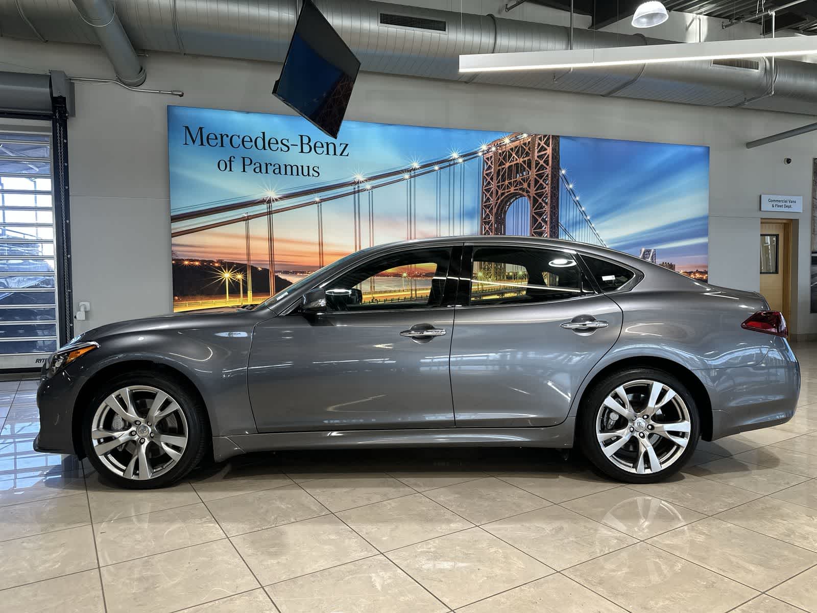 Thumbnail: 2017 INFINITI Q70 - 15