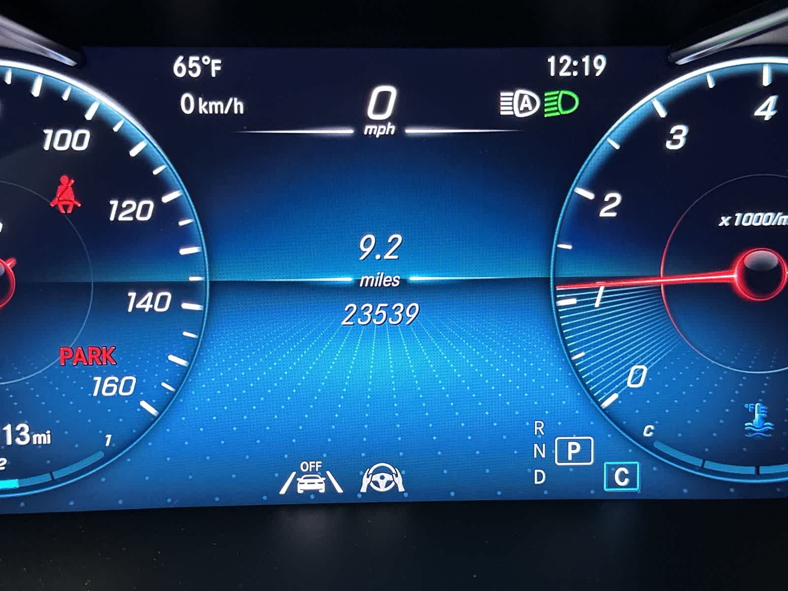 Thumbnail: 2023 Mercedes-Benz GLC - 30