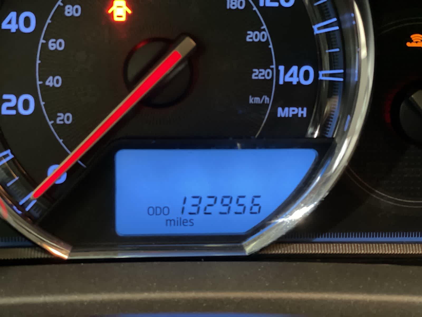 Thumbnail: 2015 Toyota RAV4 - 30