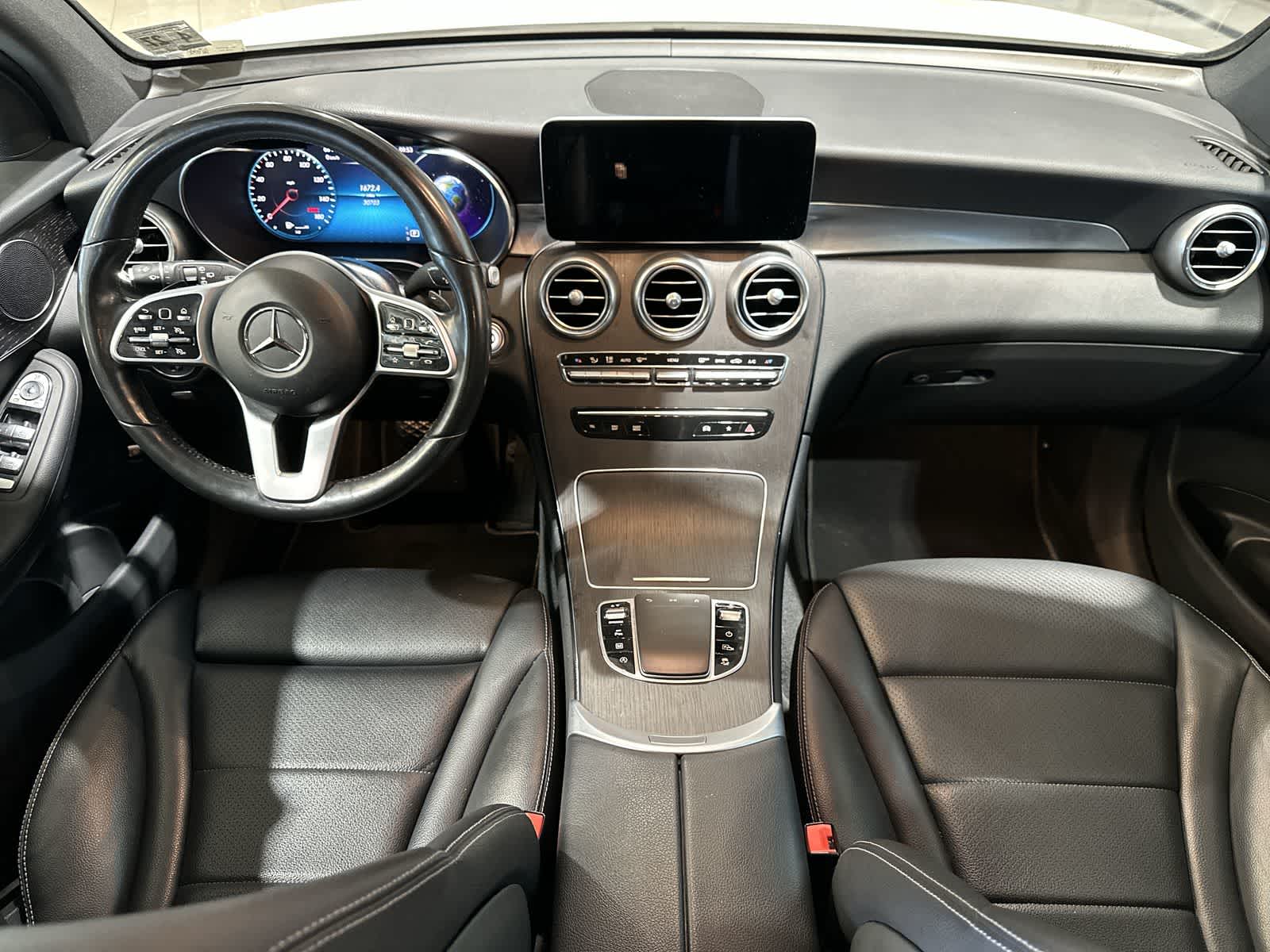 Thumbnail: 2022 Mercedes-Benz GLC - 22