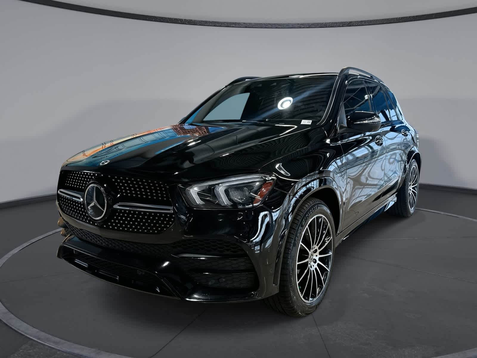 Thumbnail: 2022 Mercedes-Benz GLE - 1
