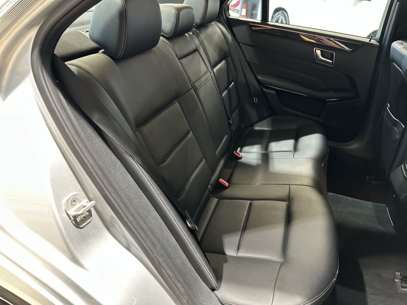 Thumbnail: 2016 Mercedes-Benz E-Class - 25