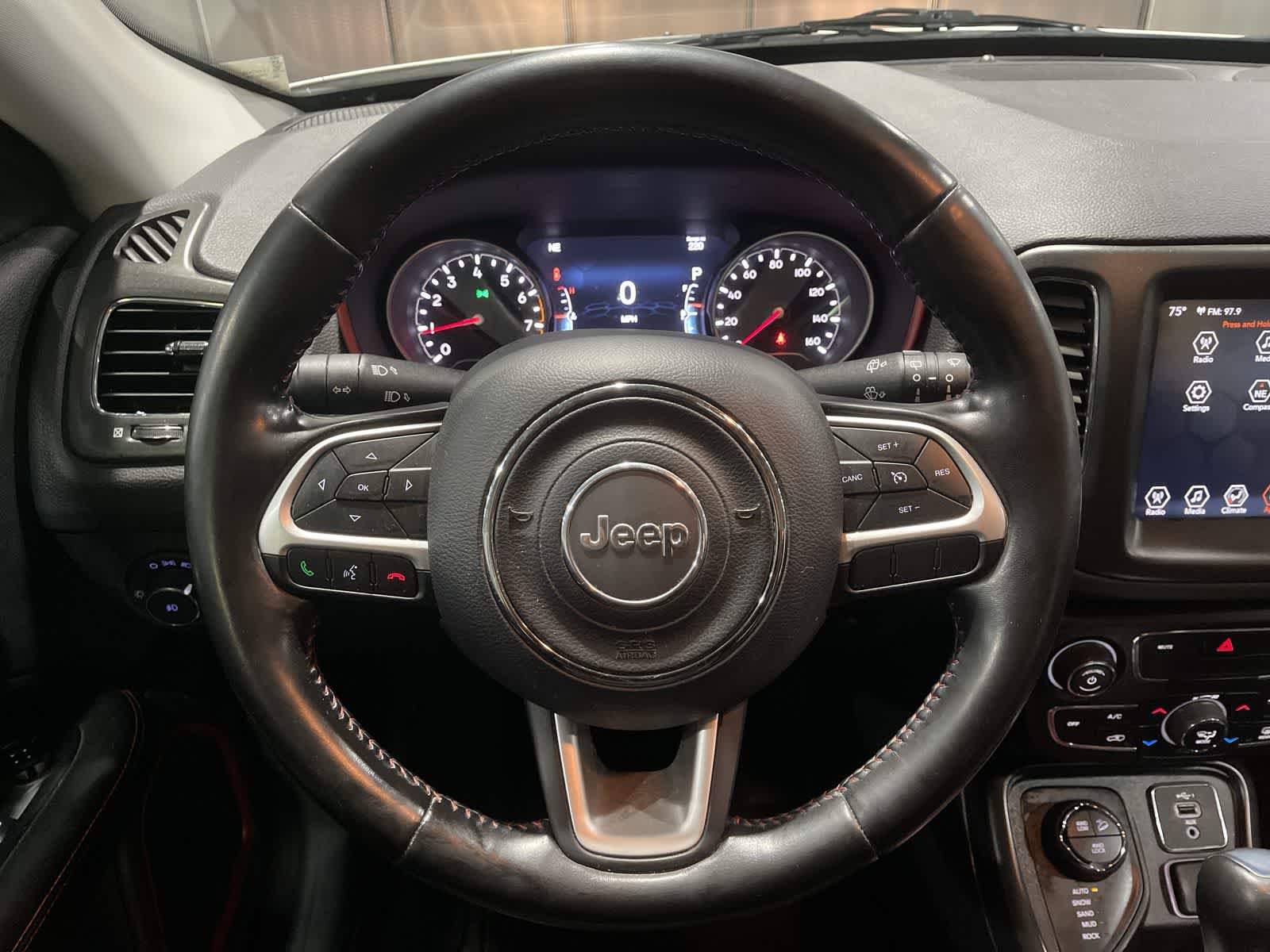 Thumbnail: 2020 Jeep Compass - 27