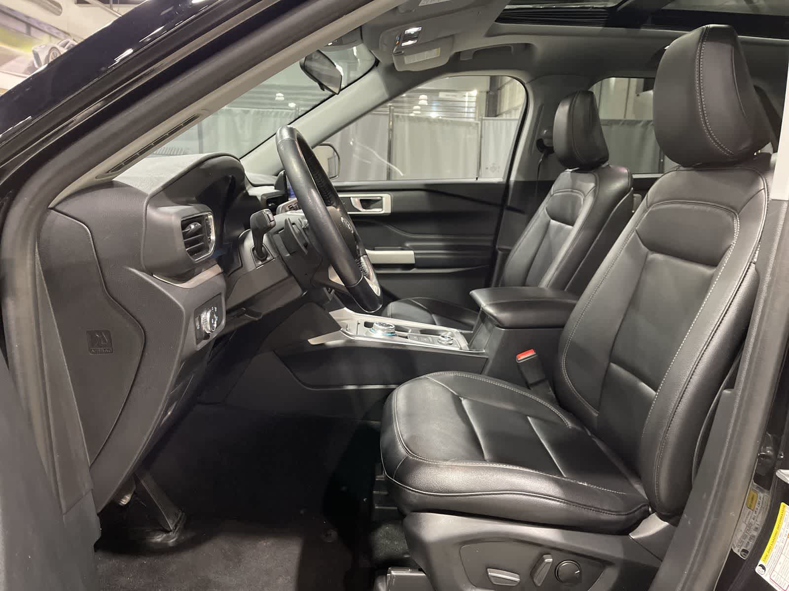 Thumbnail: 2020 Ford Explorer - 23