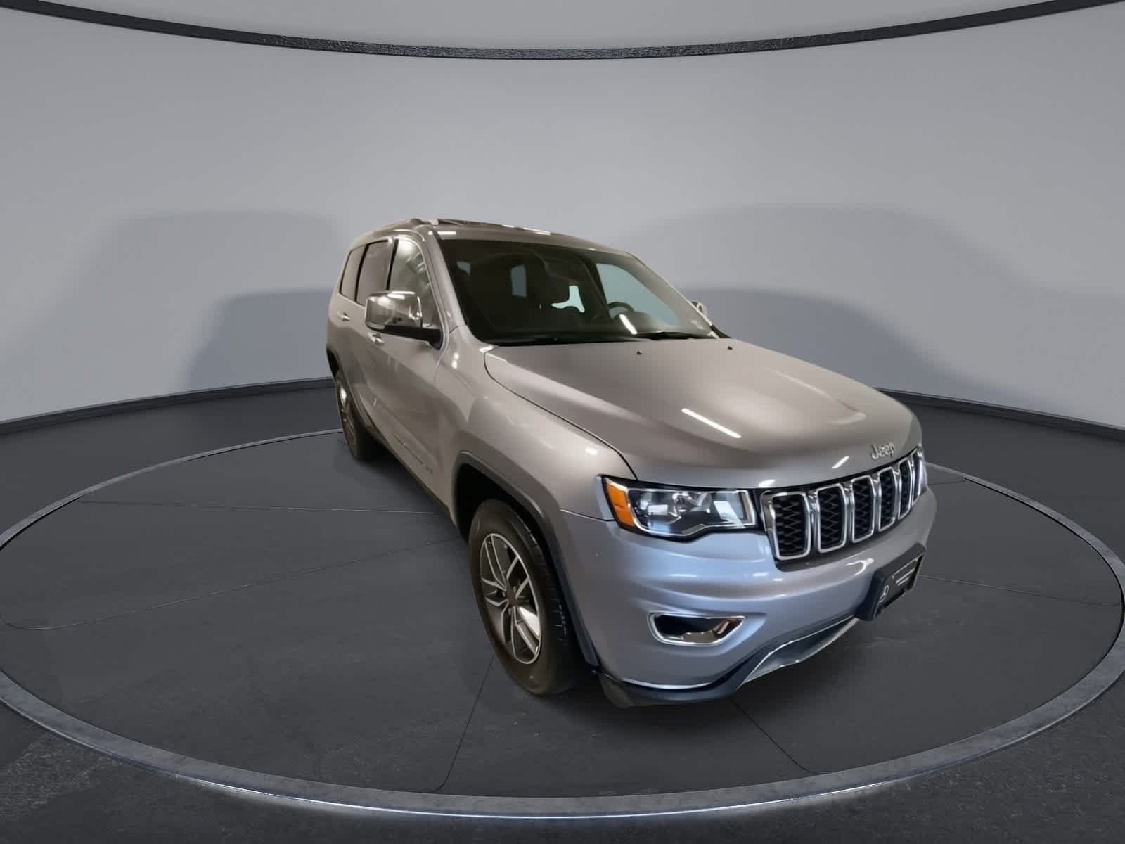 Used 2019 Jeep Grand Cherokee Limited with VIN 1C4RJFBG9KC570131 for sale in Paramus, NJ