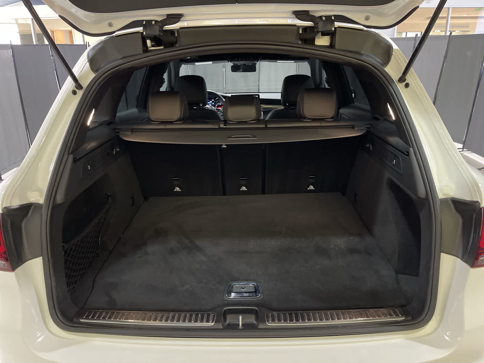 Thumbnail: 2022 Mercedes-Benz GLC - 31