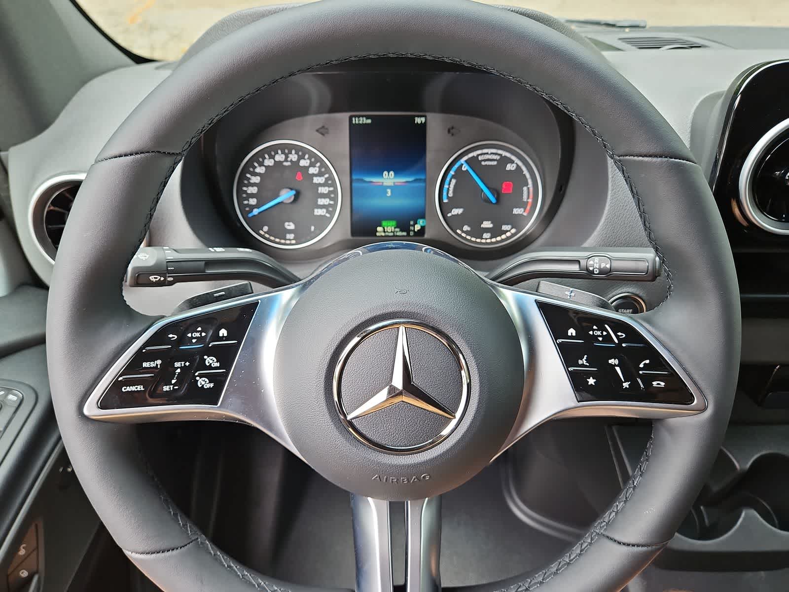 Thumbnail: 2024 Mercedes-Benz eSprinter - 19