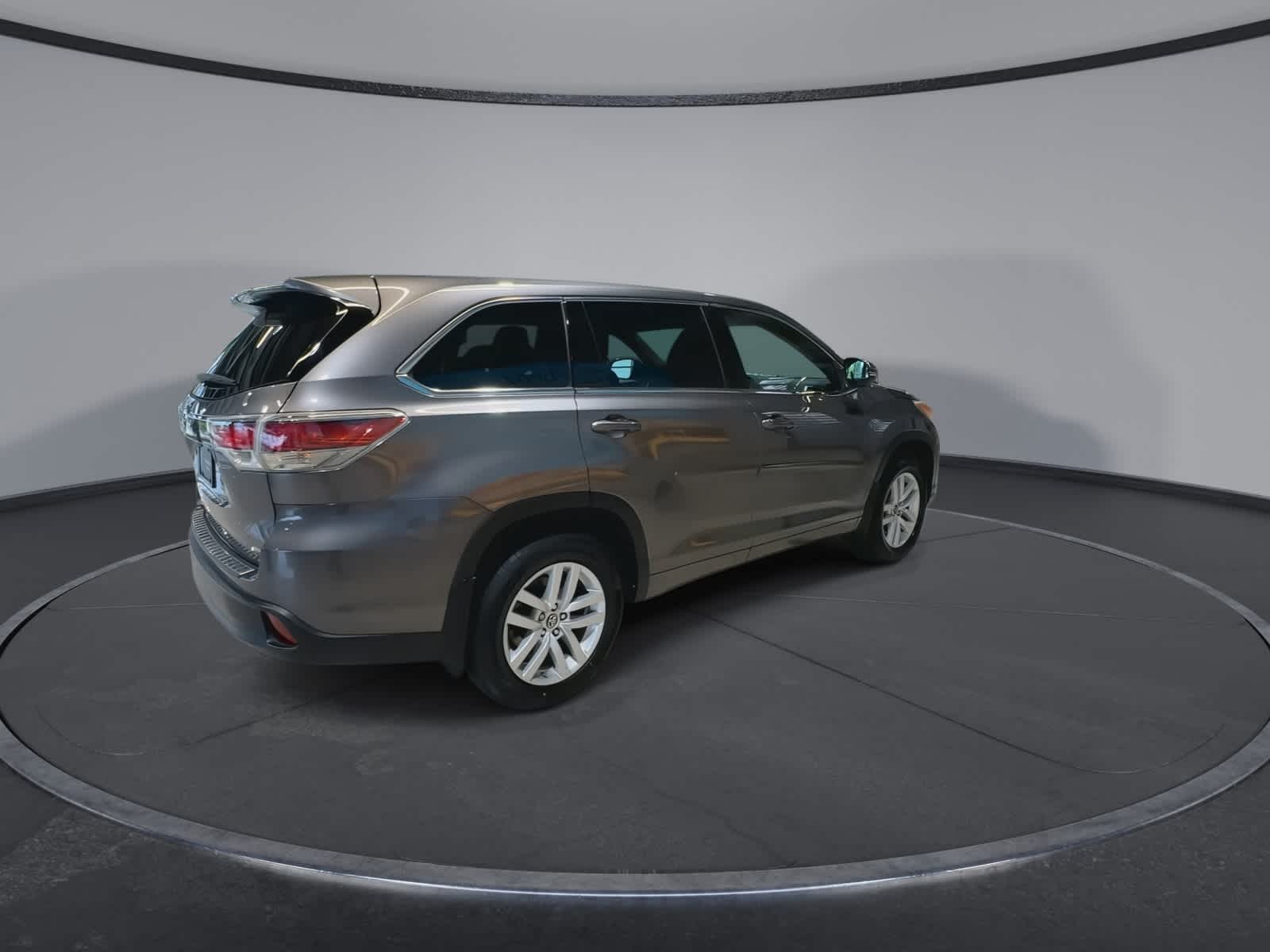 Thumbnail: 2016 Toyota Highlander - 11