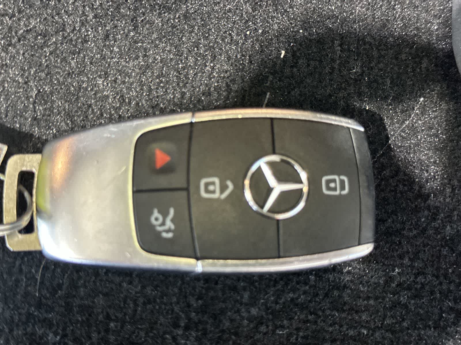 Thumbnail: 2023 Mercedes-Benz GLS - 32