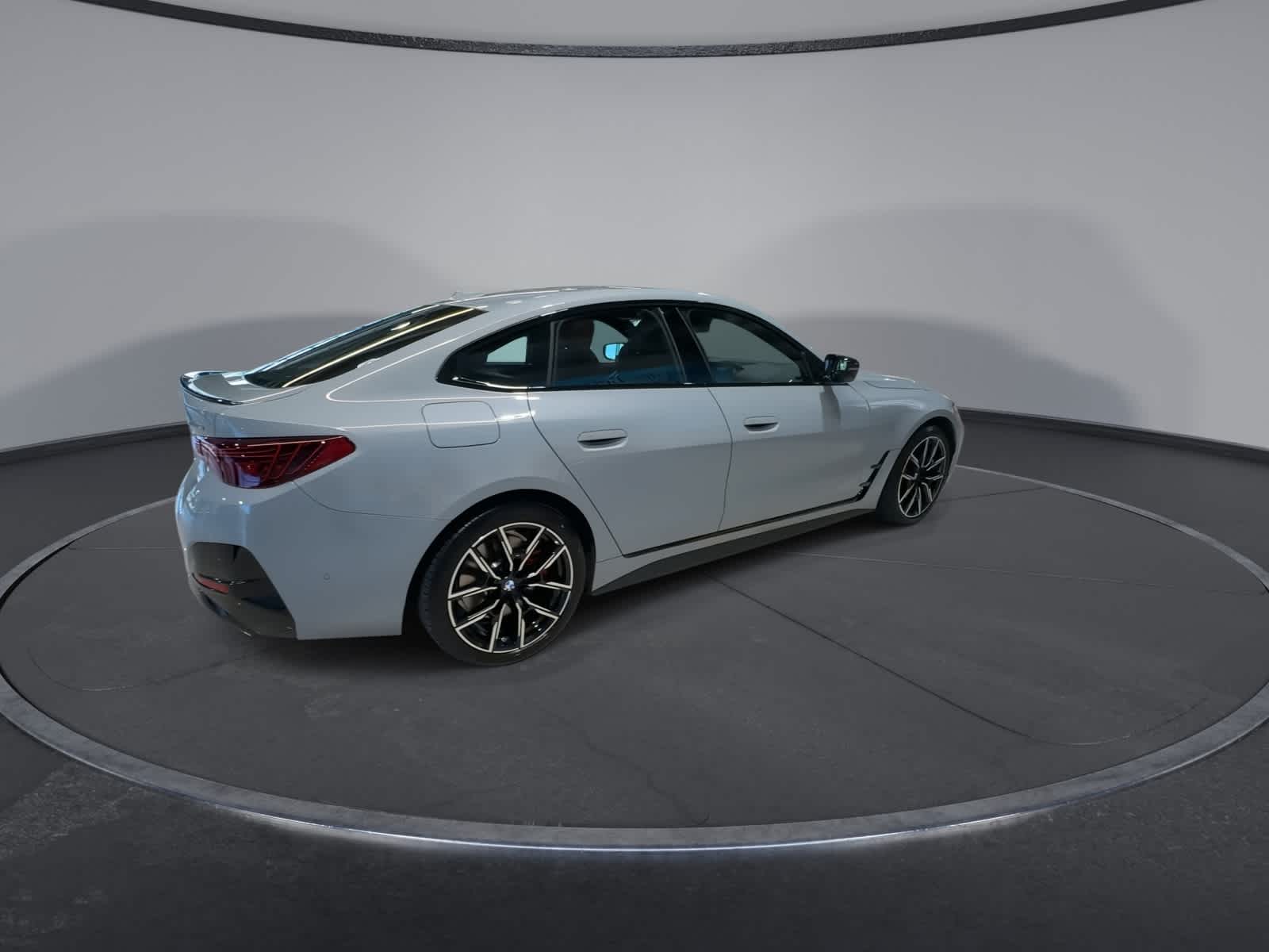 Thumbnail: 2025 BMW i4 - 11