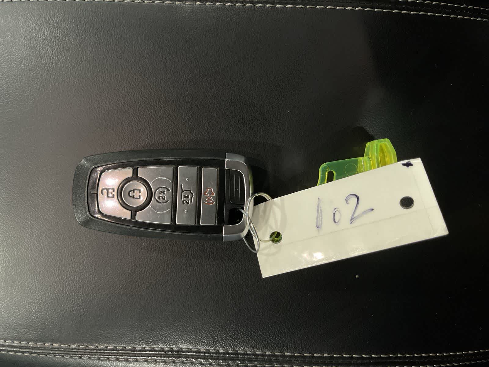 Thumbnail: 2020 Ford Explorer - 32