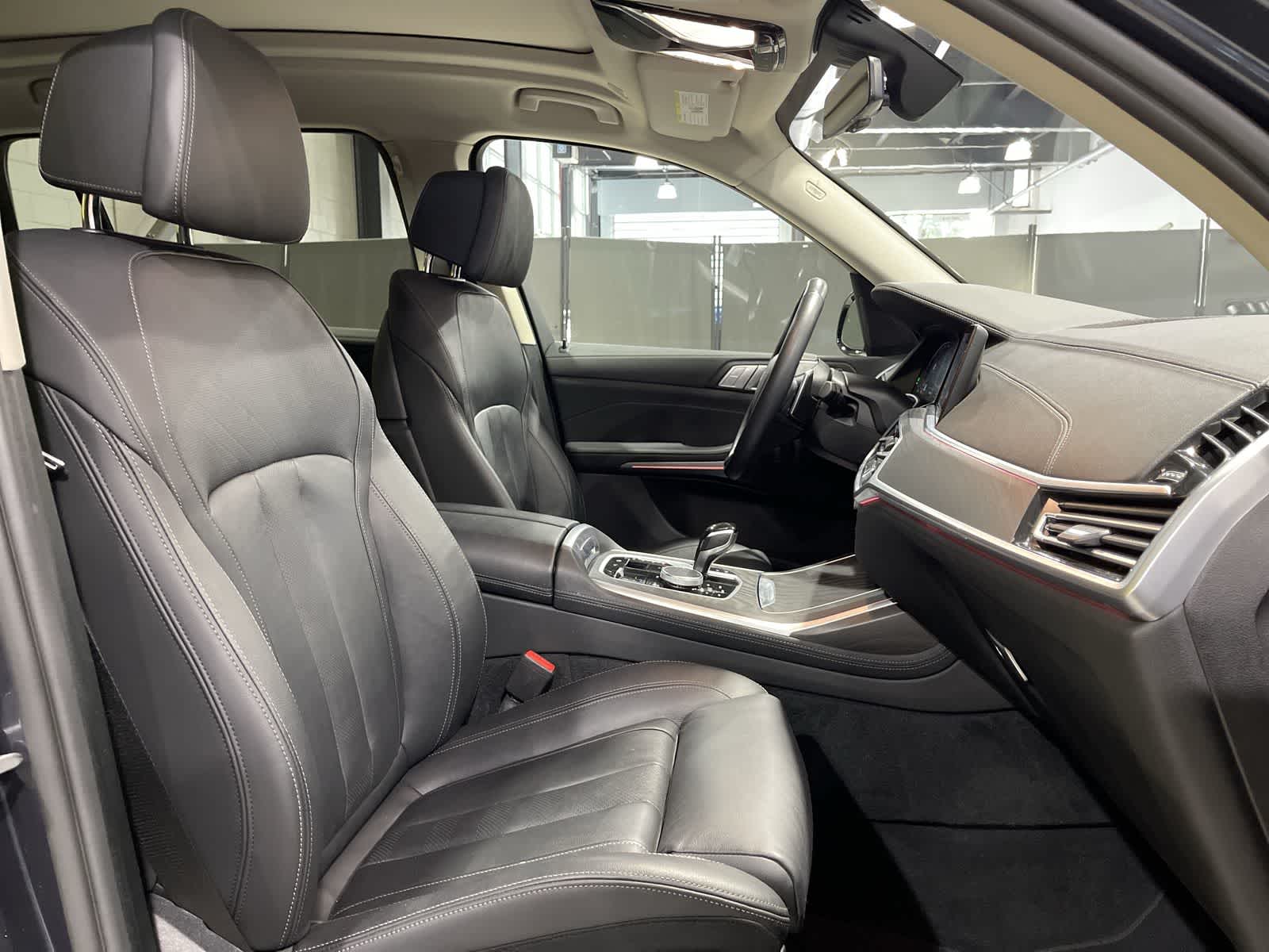 Thumbnail: 2022 BMW X7 - 26