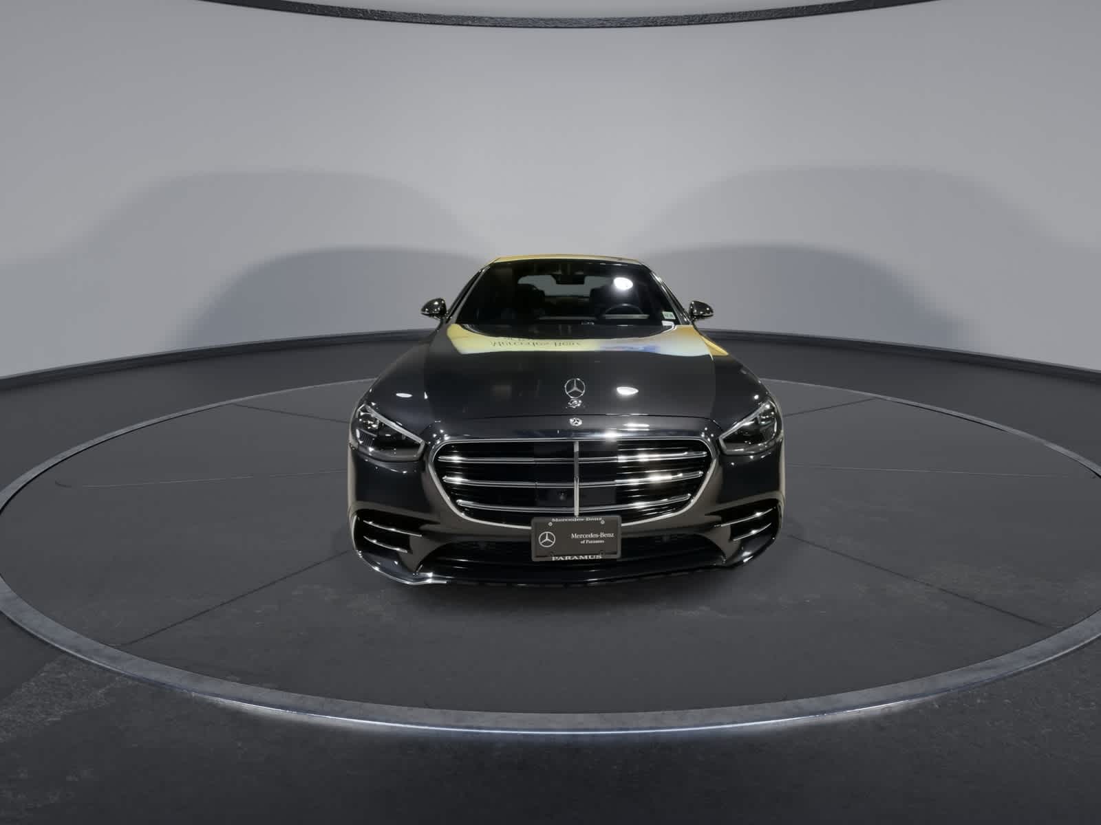 Thumbnail: 2022 Mercedes-Benz S-Class - 4