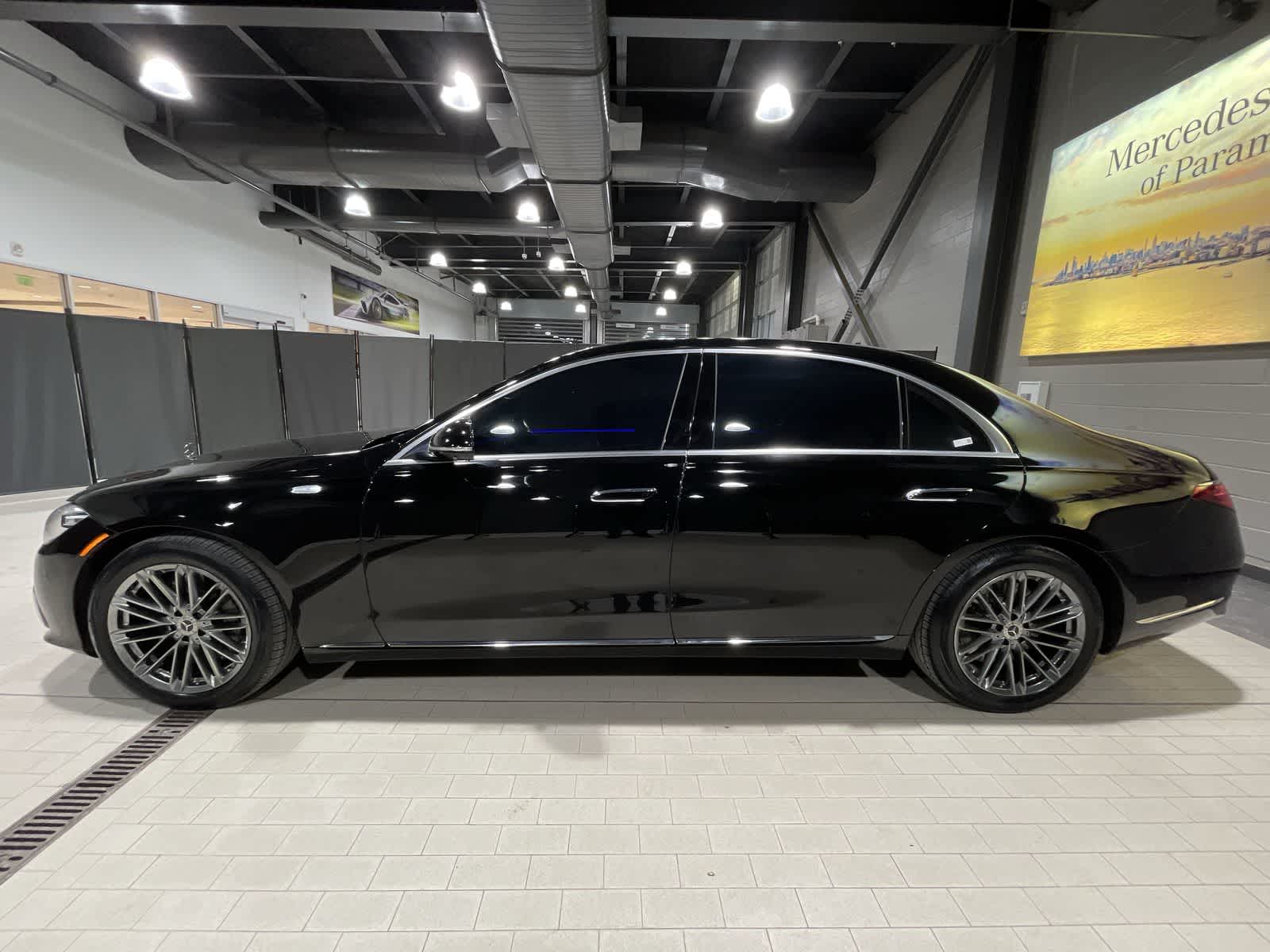 Thumbnail: 2022 Mercedes-Benz S-Class - 15