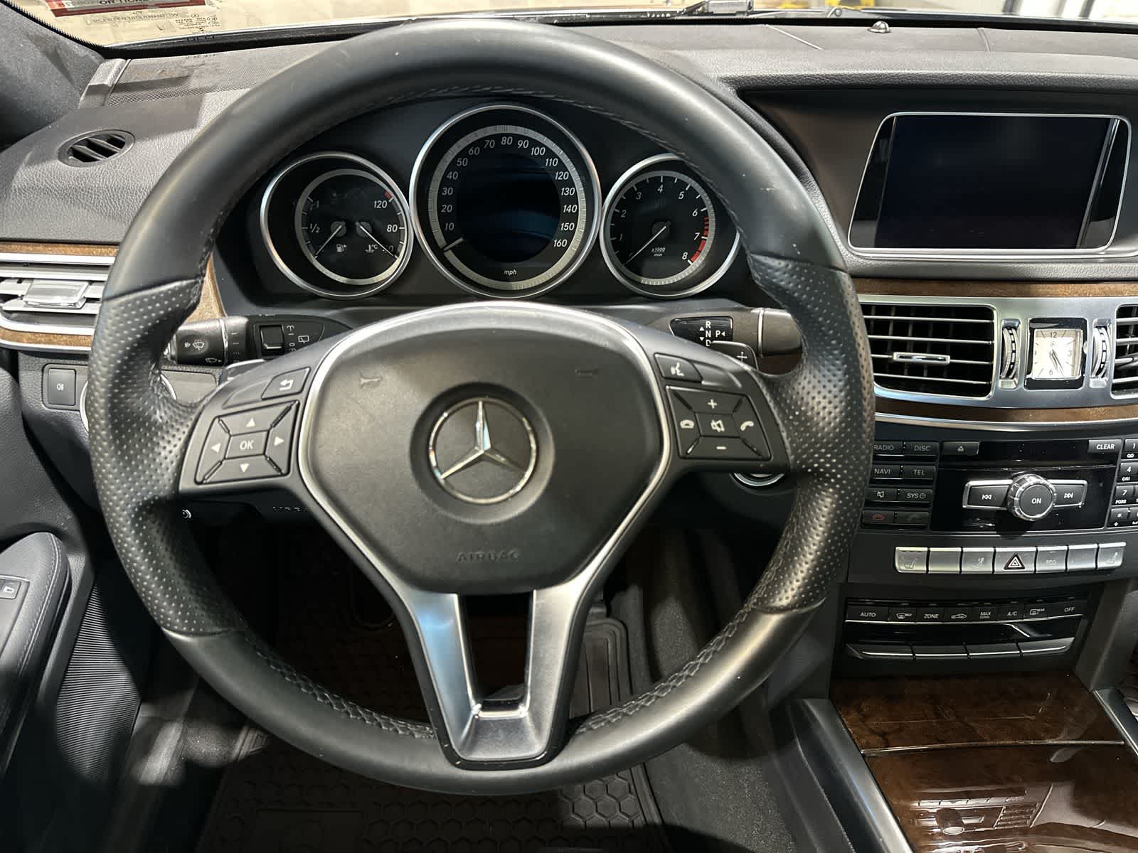 Thumbnail: 2015 Mercedes-Benz E-Class - 27