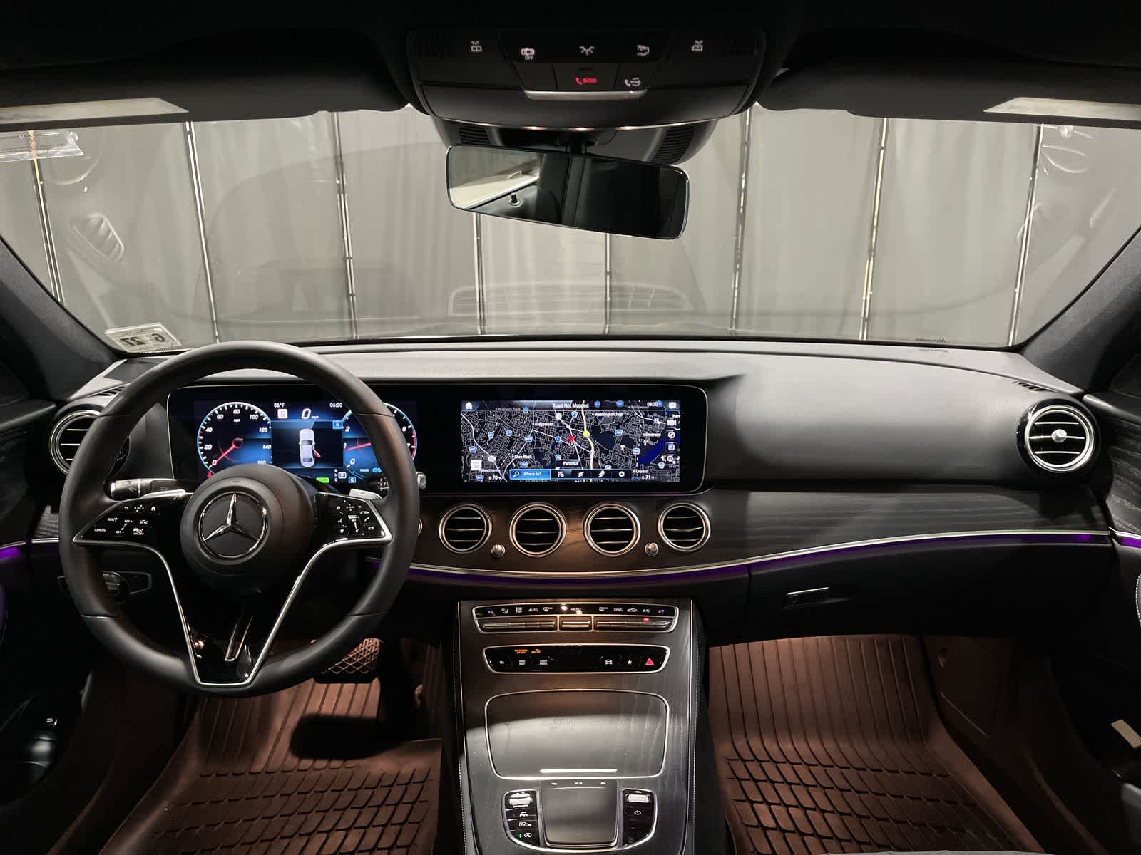 Thumbnail: 2022 Mercedes-Benz E-Class - 22